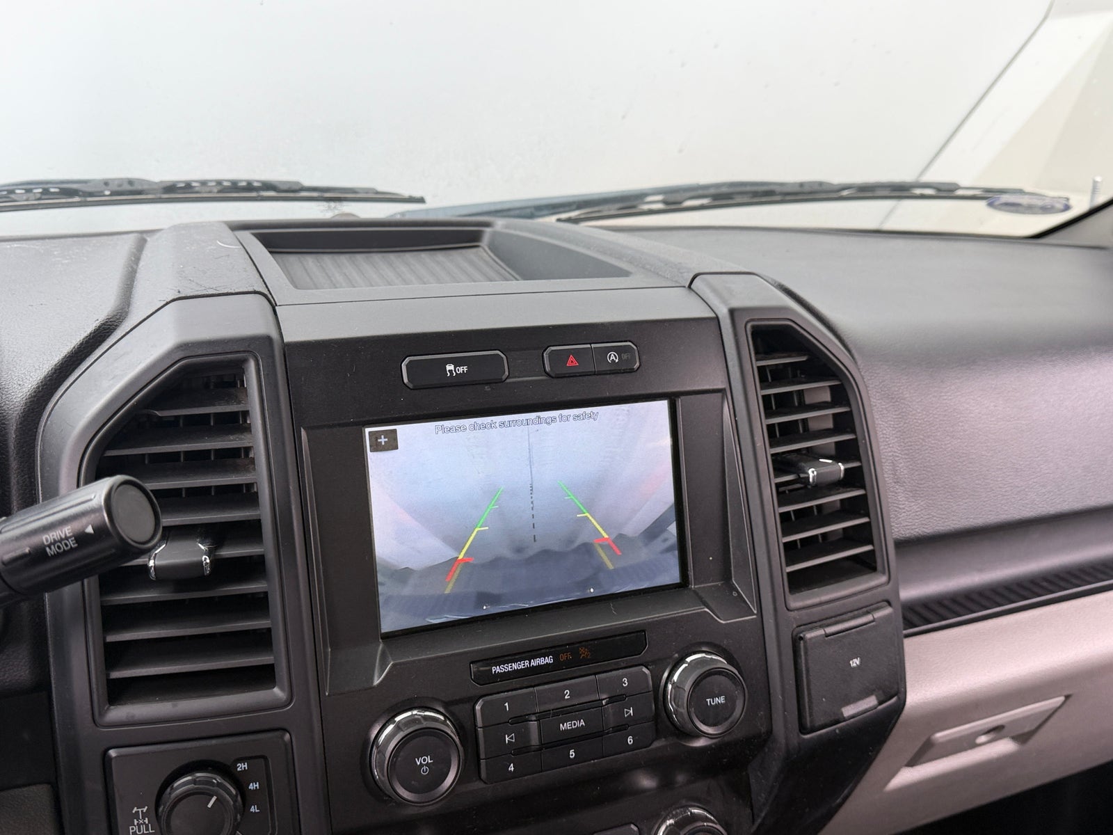 Thumbnail: 2019 Ford Econoline - 4