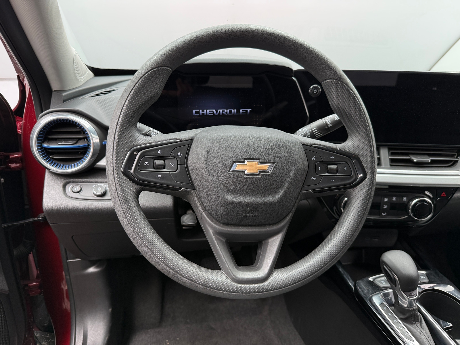 Thumbnail: 2025 Chevrolet Trax - 5