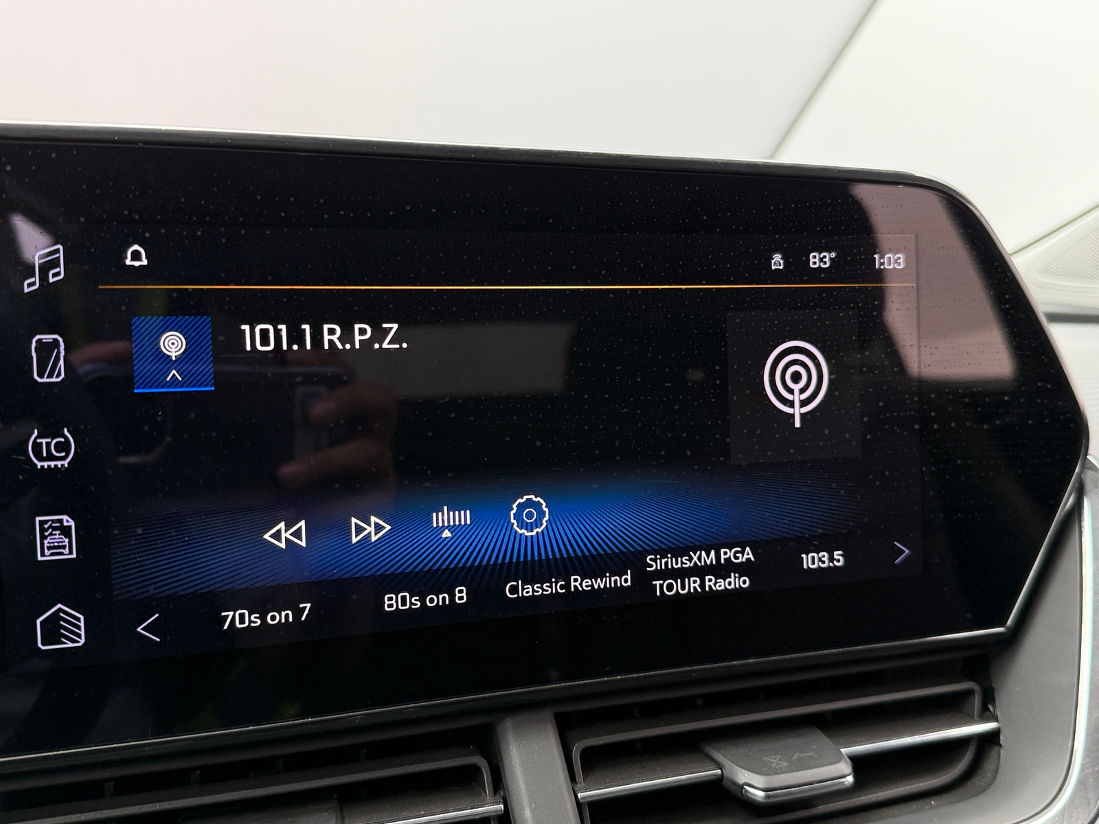 Thumbnail: 2025 Chevrolet Trax - 4