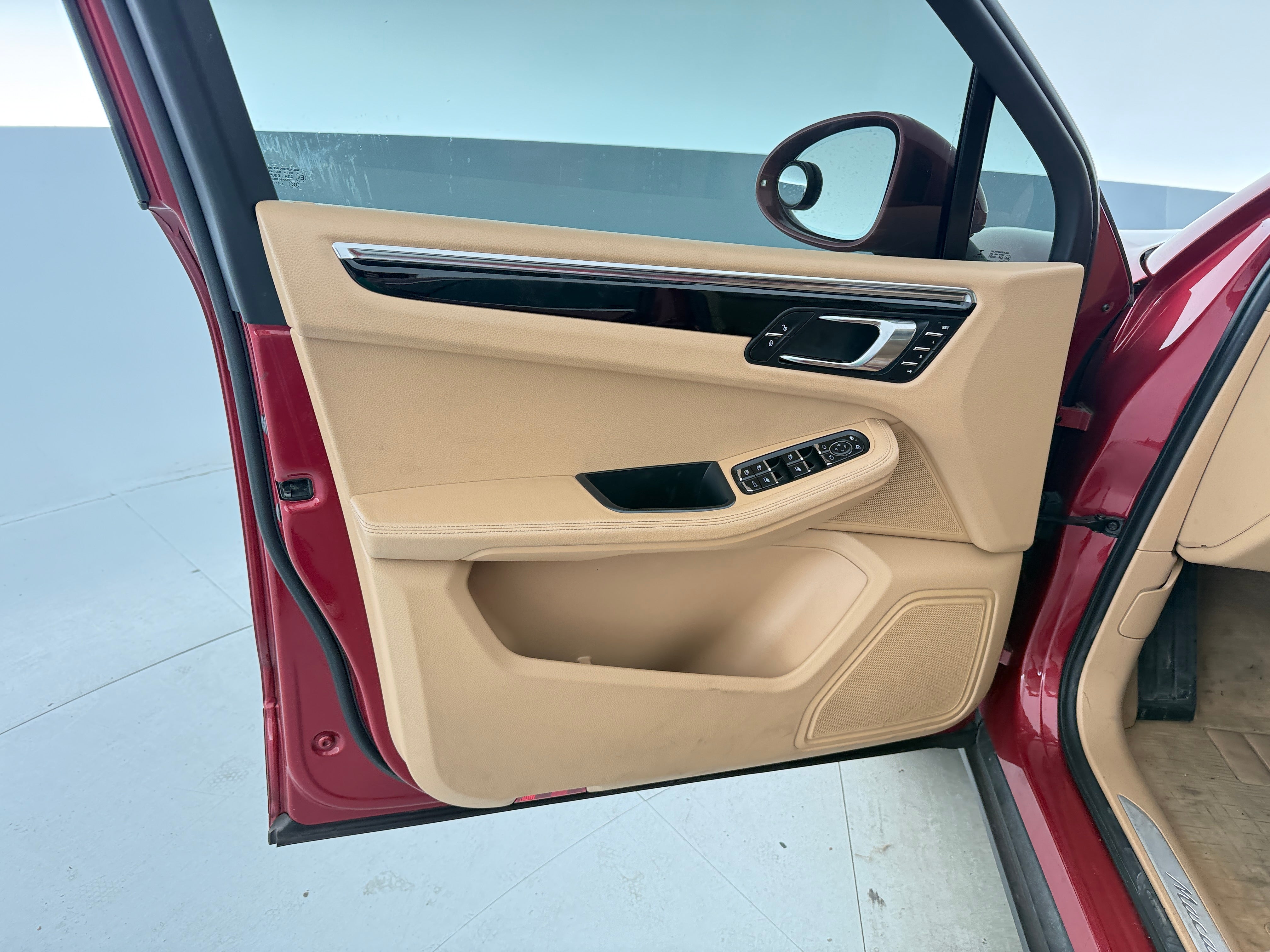 2016 Porsche Macan