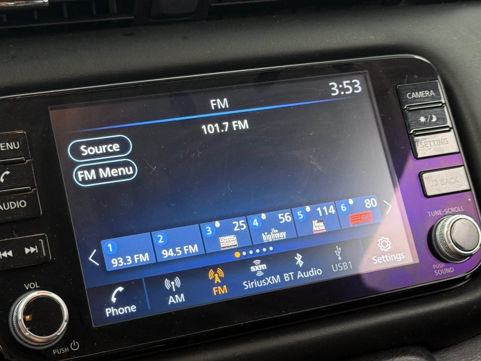 Thumbnail: 2023 Nissan Kicks - 3