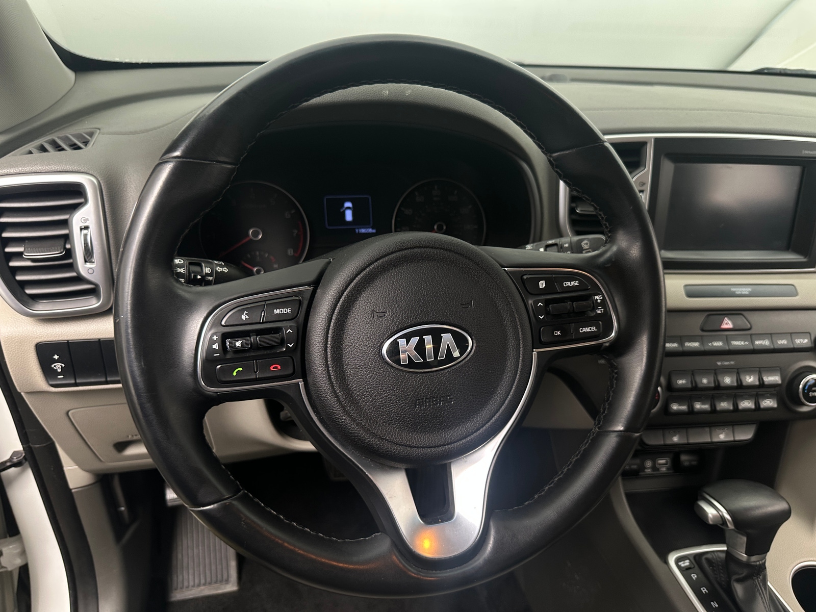 Thumbnail: 2017 Kia Sportage - 4