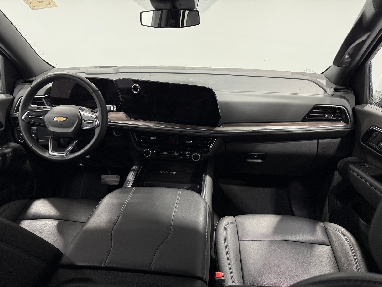Thumbnail: 2025 Chevrolet Tahoe - 2
