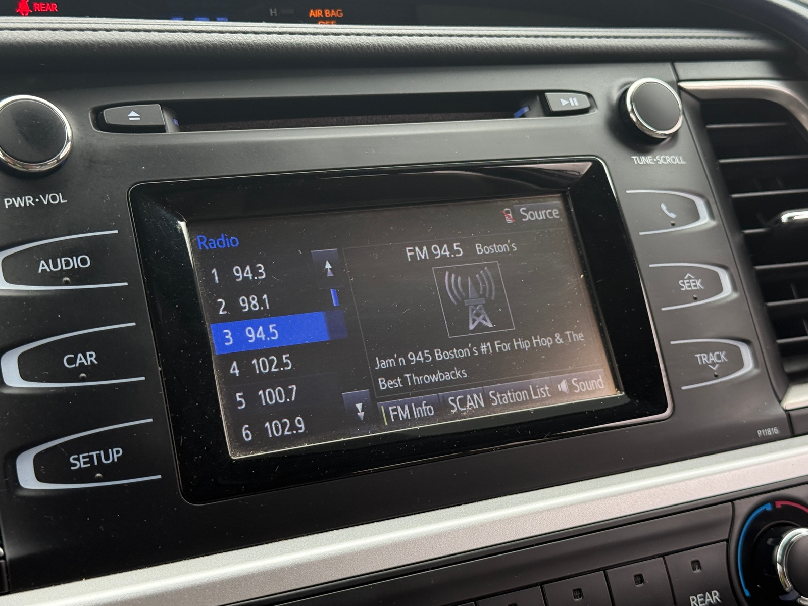 Thumbnail: 2019 Toyota Highlander - 4