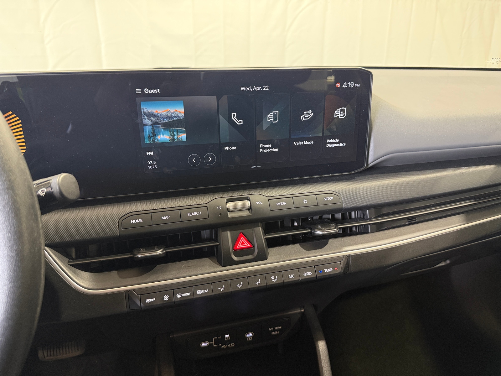 Thumbnail: 2025 Kia K4 - 4