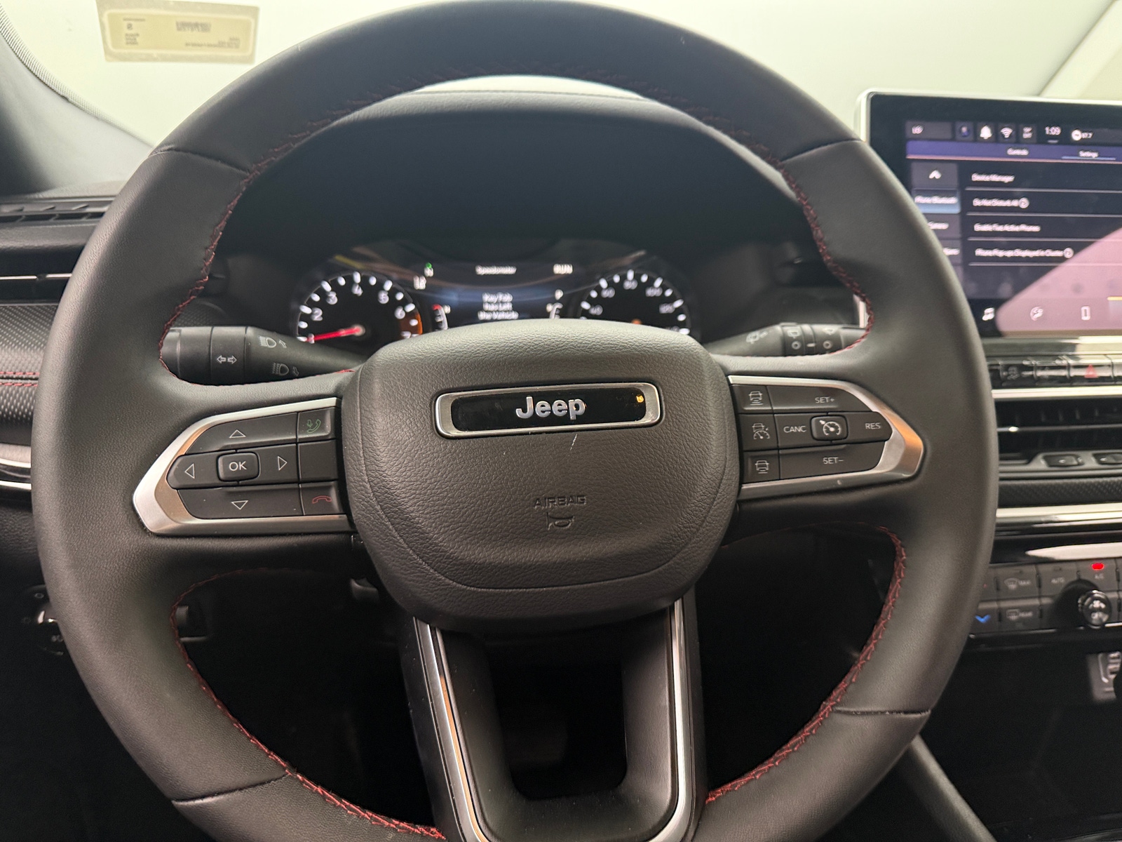 Thumbnail: 2025 Jeep Compass - 4