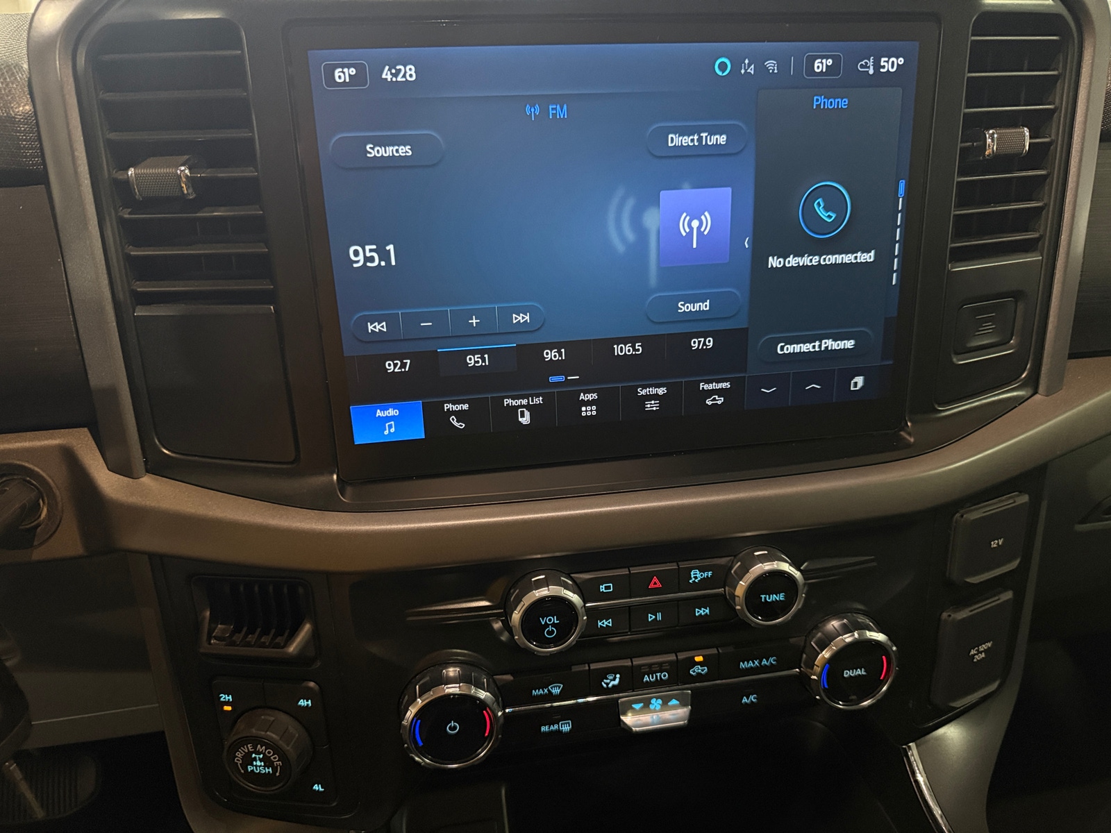 Thumbnail: 2025 Ford Econoline - 4