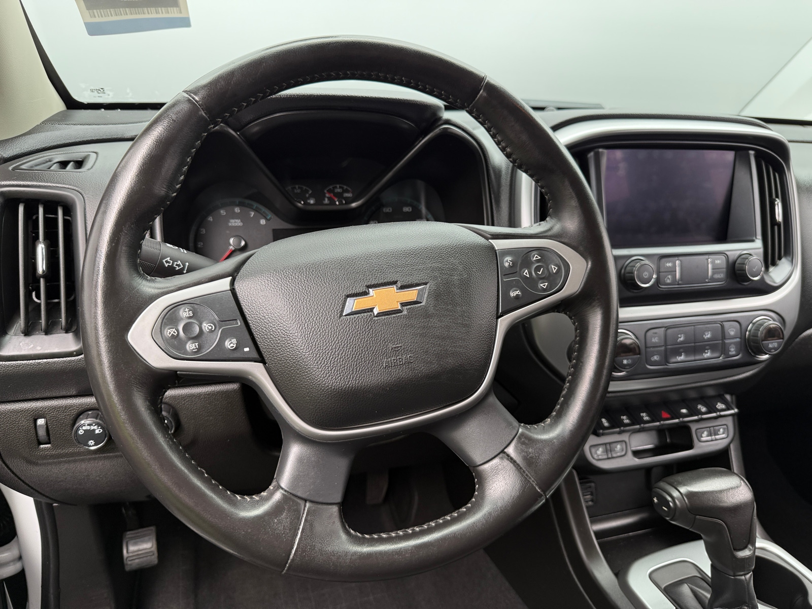 Thumbnail: 2021 Chevrolet Colorado - 5