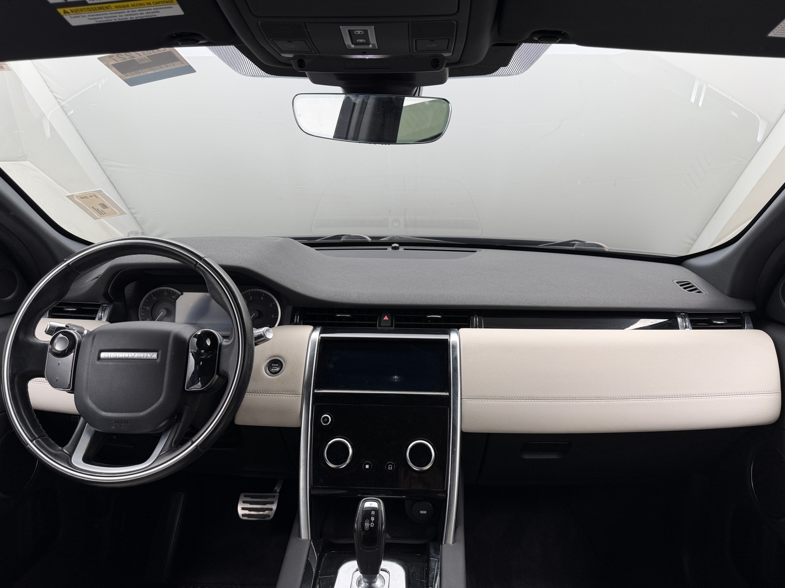 Thumbnail: 2020 Land Rover Discovery Sport - 2