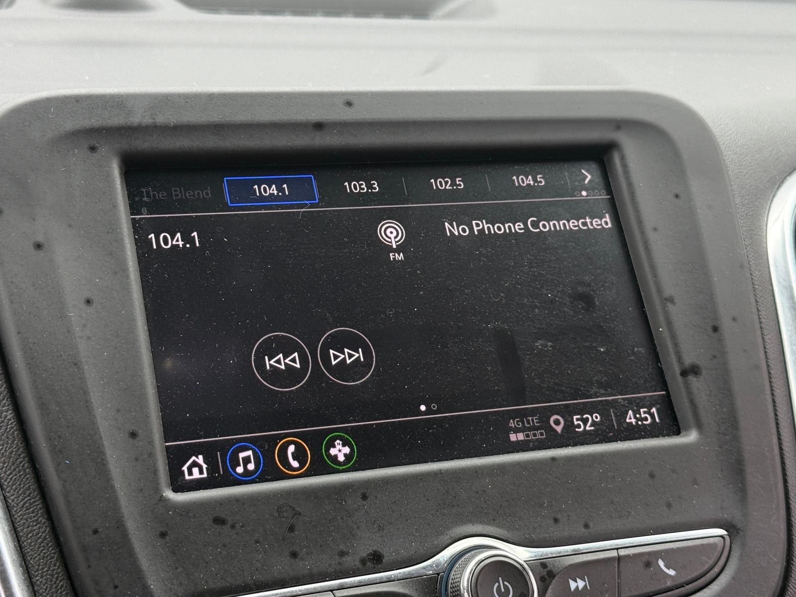 Thumbnail: 2022 Chevrolet Equinox - 4