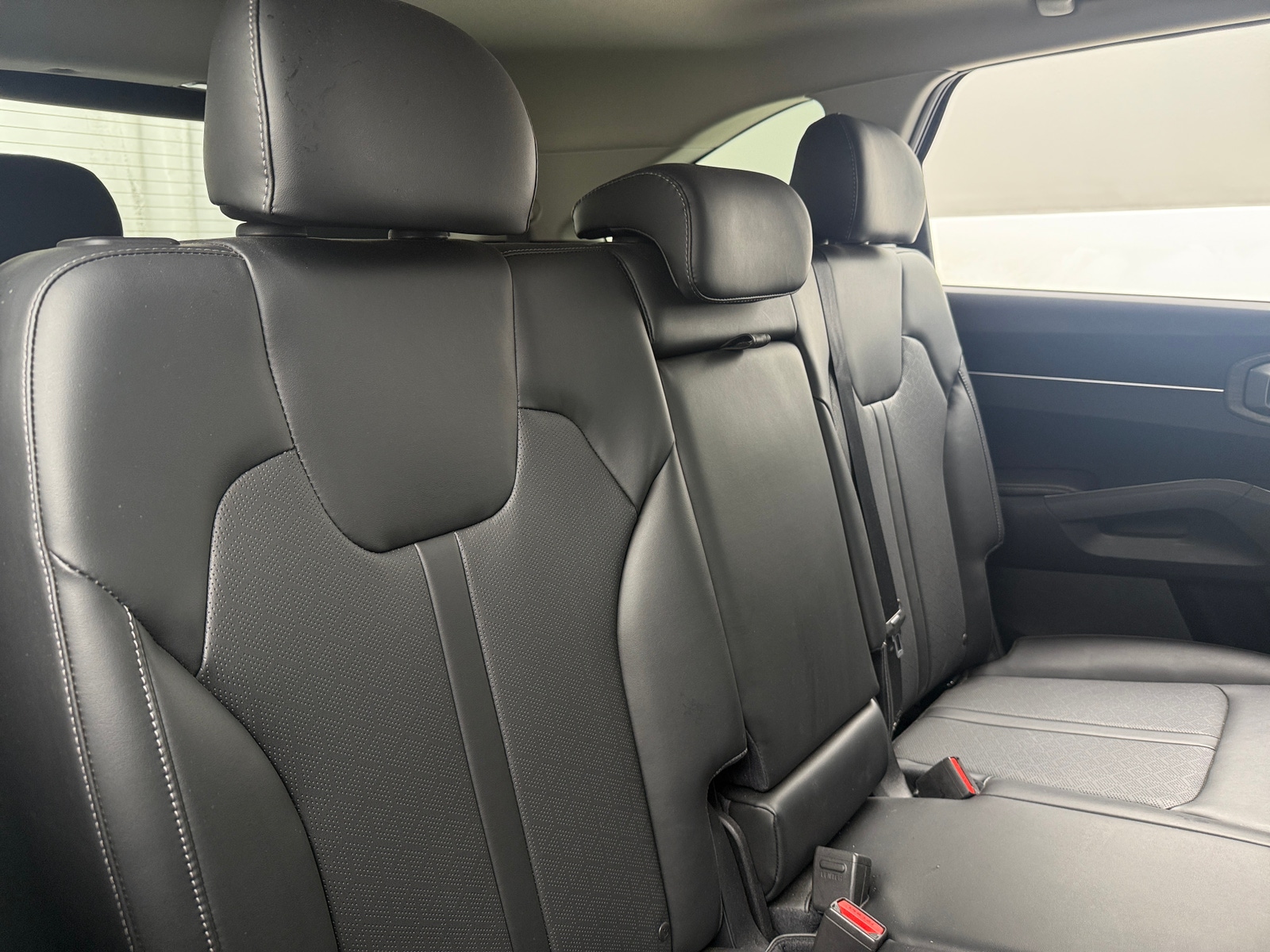 Thumbnail: 2022 Kia Sorento - 5