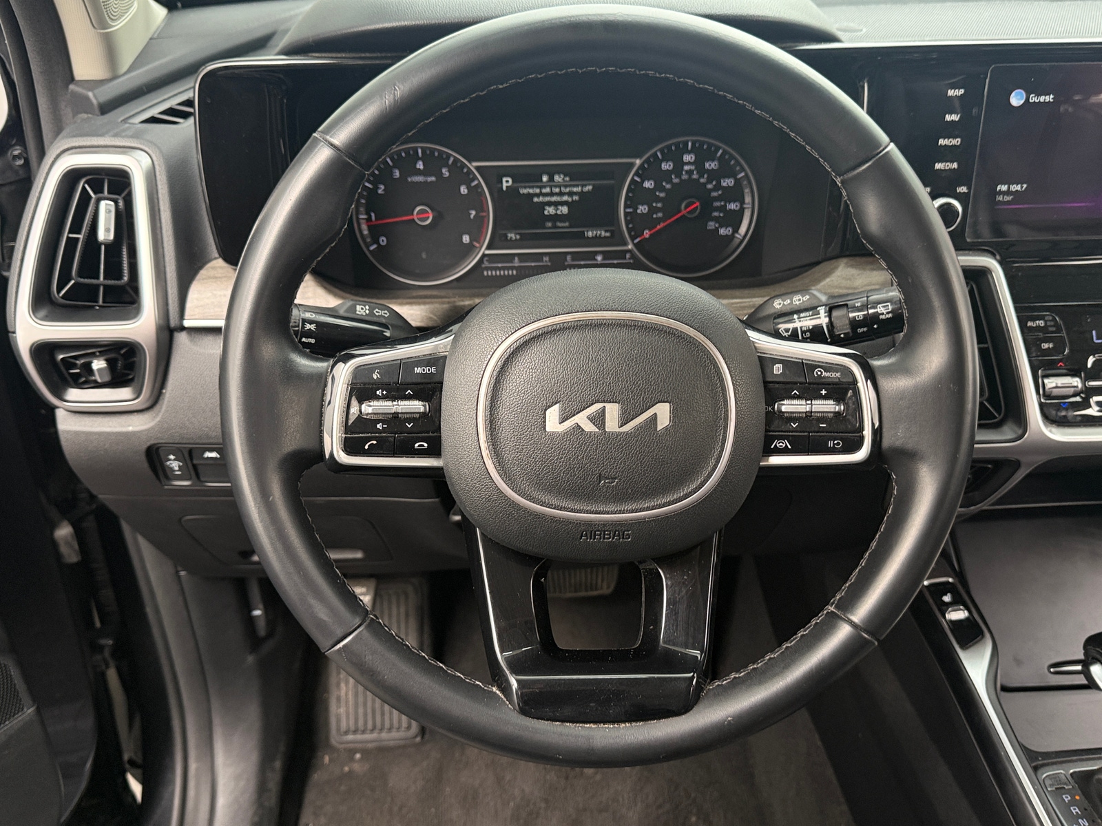 Thumbnail: 2022 Kia Sorento - 4