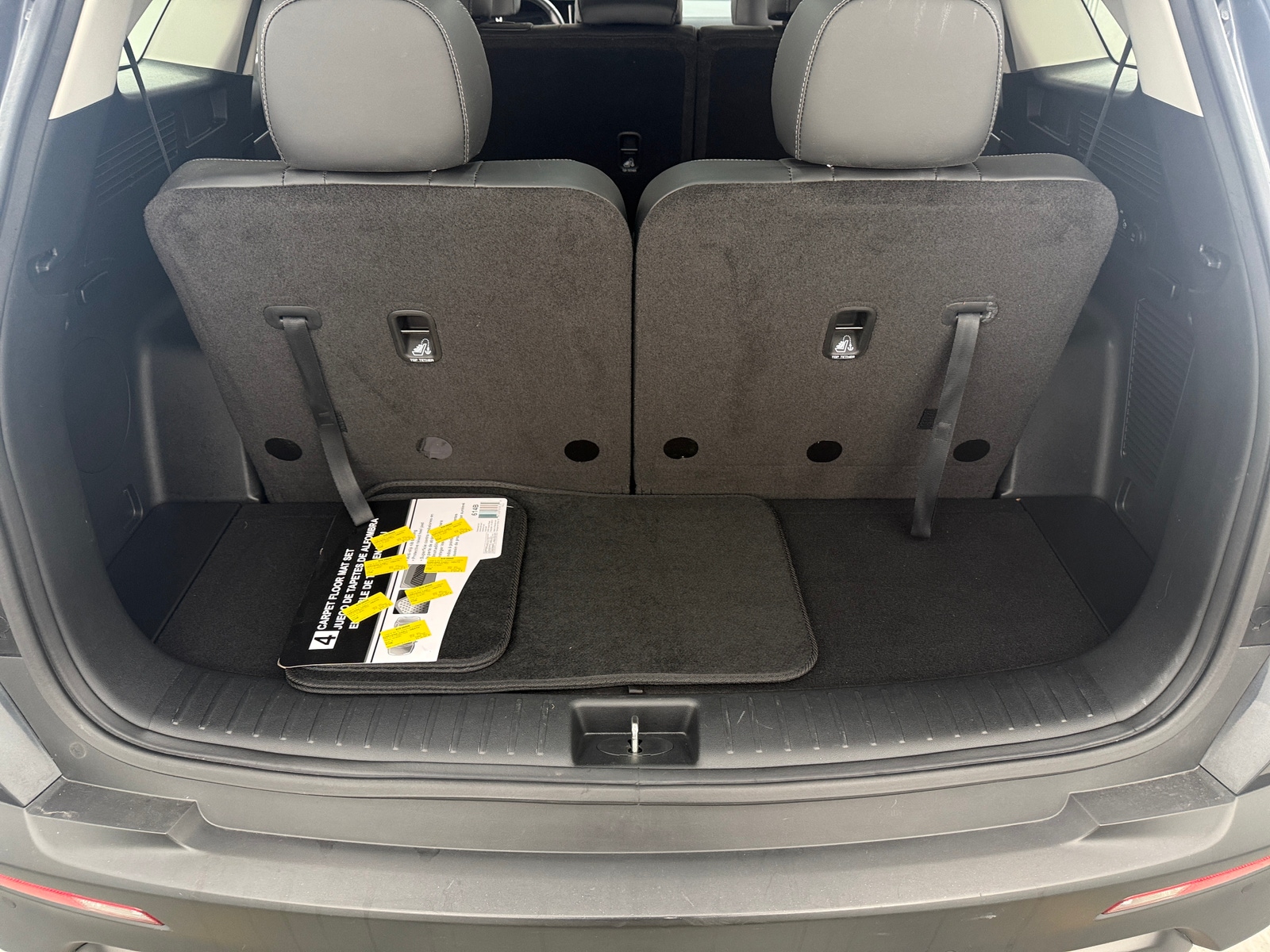 Thumbnail: 2022 Kia Sorento - 6