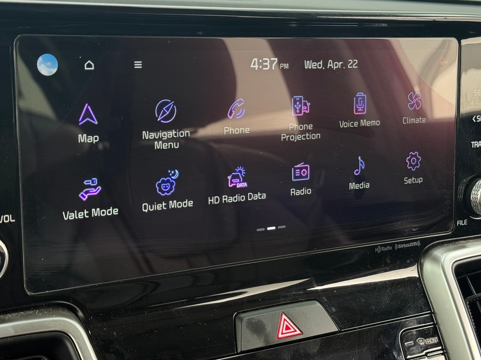 Thumbnail: 2022 Kia Sorento - 3