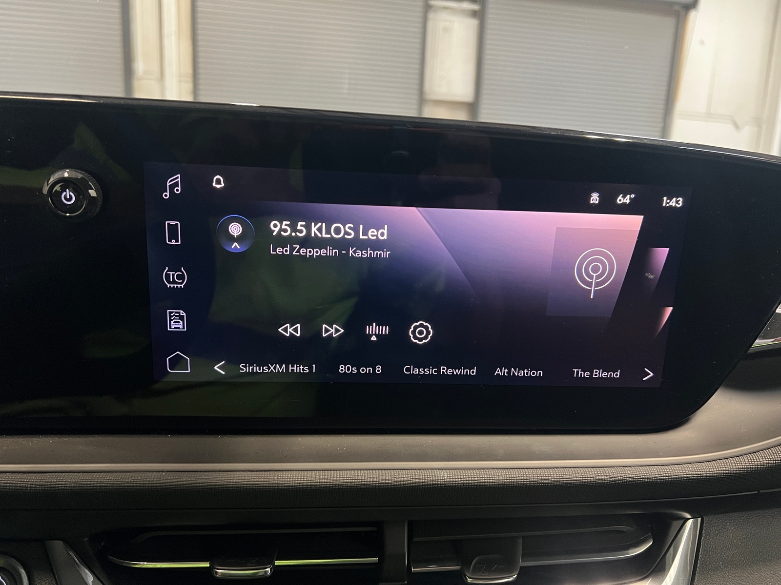 Thumbnail: 2025 Buick Envista - 3