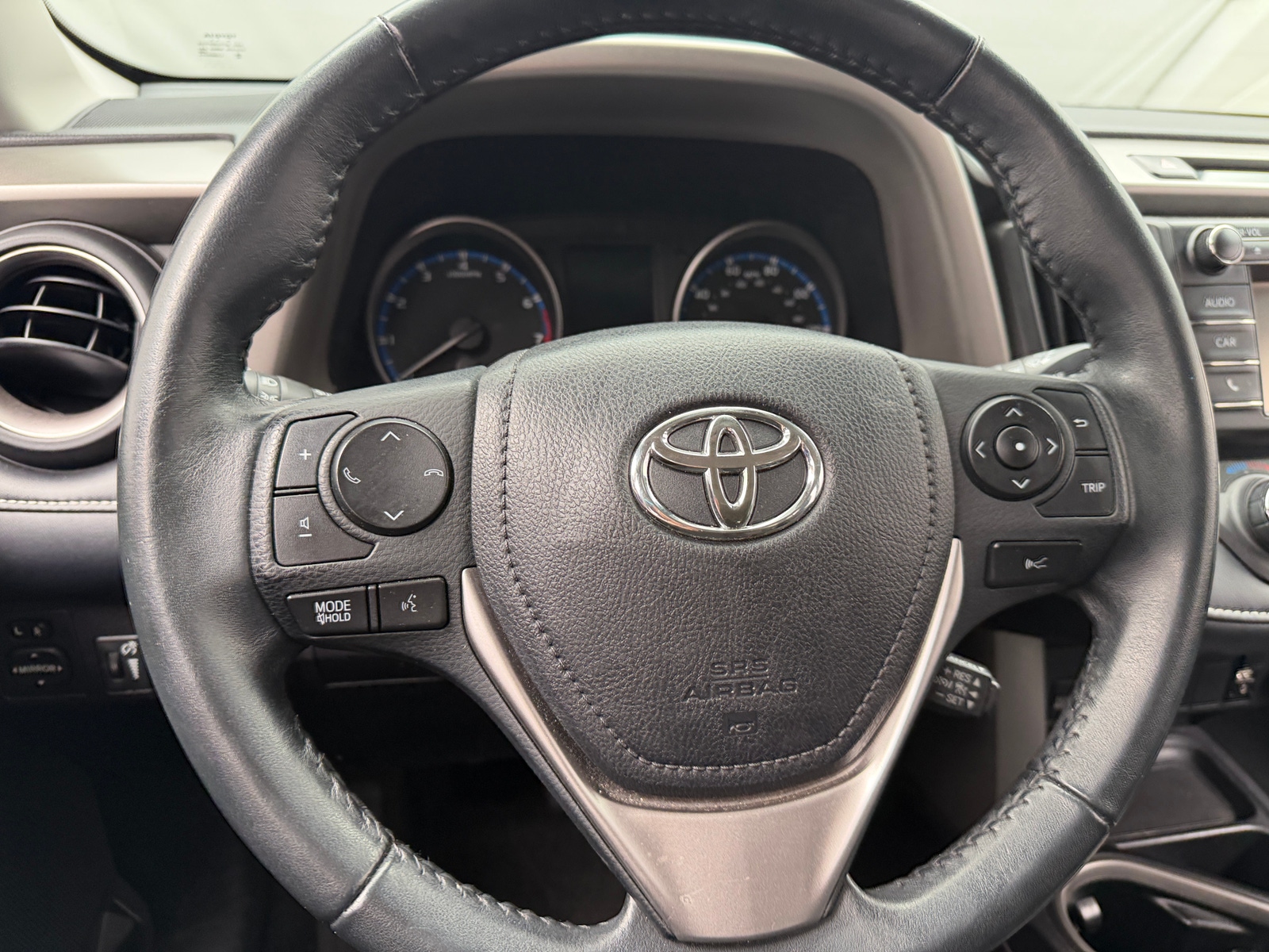 Thumbnail: 2018 Toyota RAV4 - 5