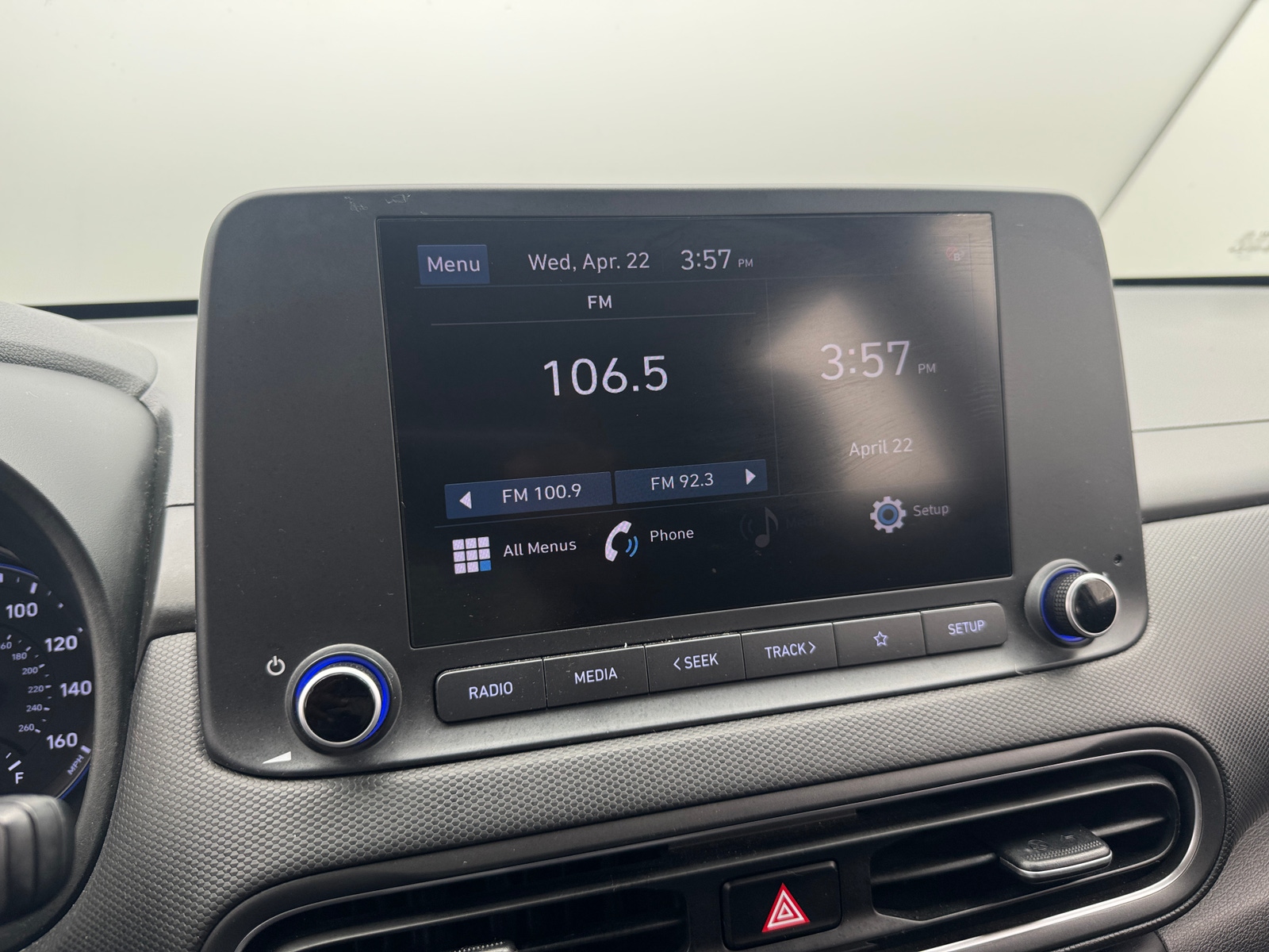 Thumbnail: 2022 Hyundai Kona - 4