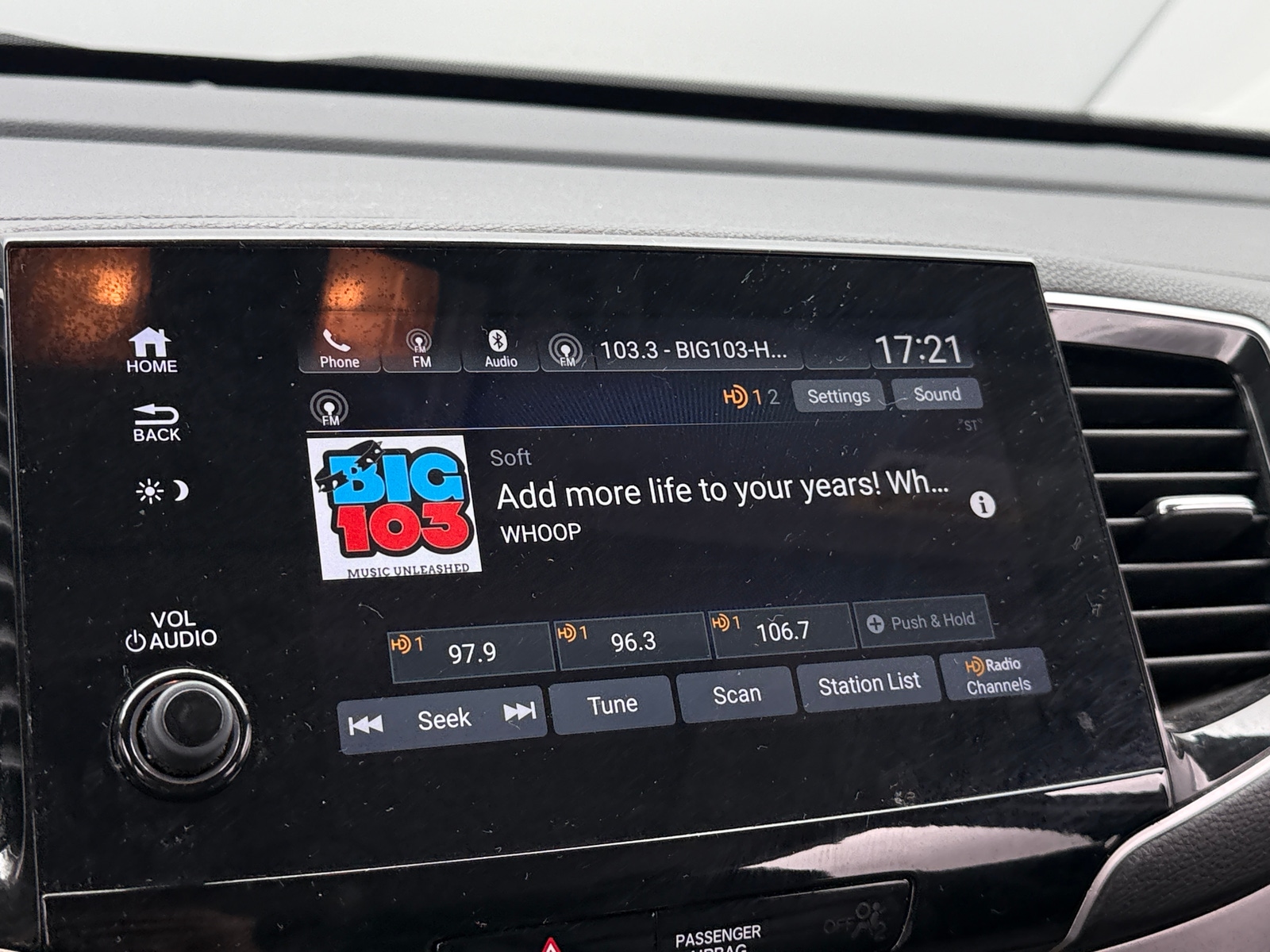 Thumbnail: 2021 Honda Pilot - 3