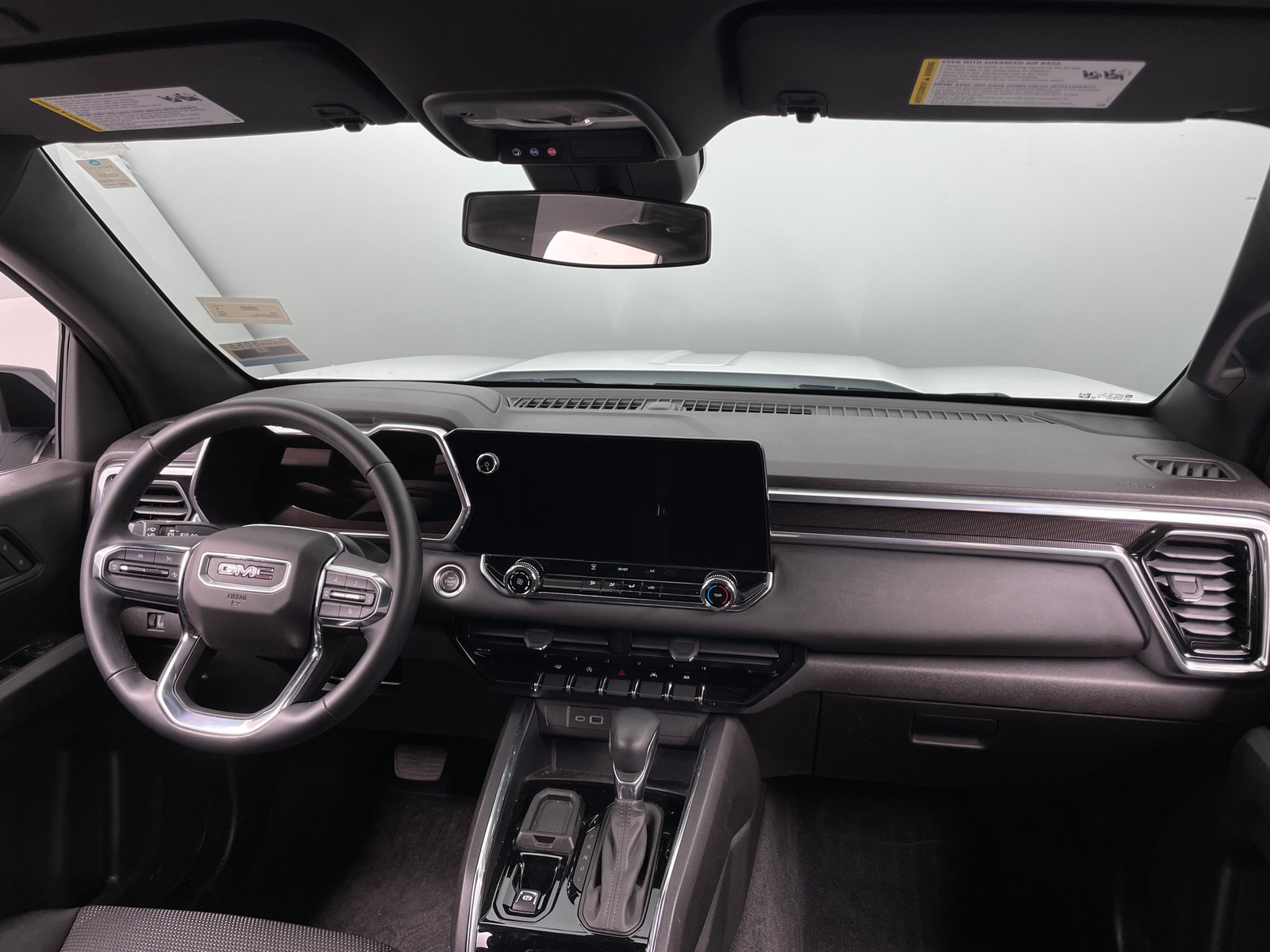 Thumbnail: 2023 GMC Canyon - 3