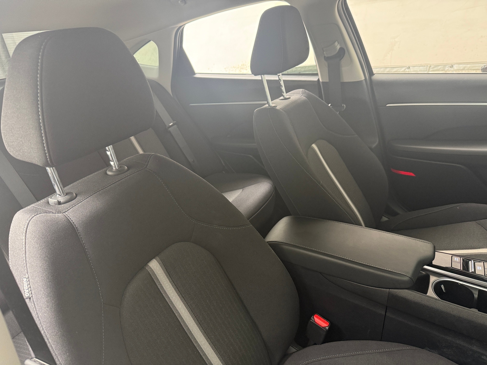 Thumbnail: 2023 Hyundai Sonata - 2