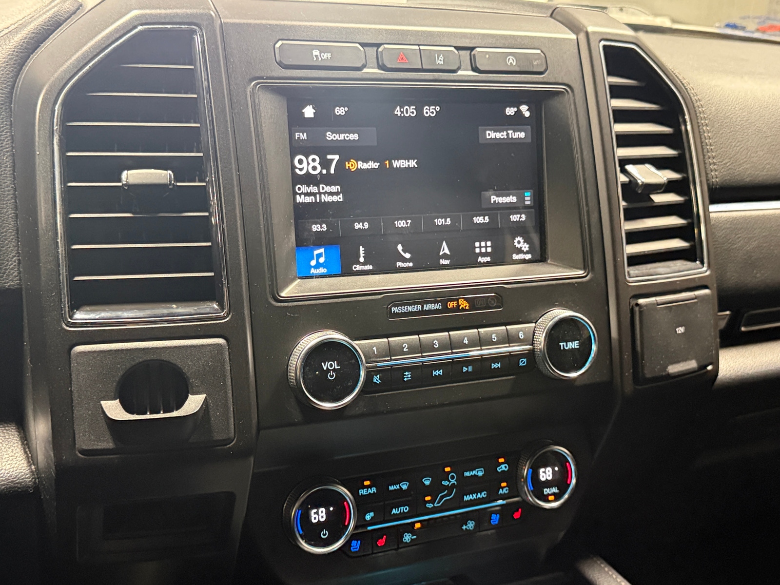 Thumbnail: 2019 Ford Expedition - 3