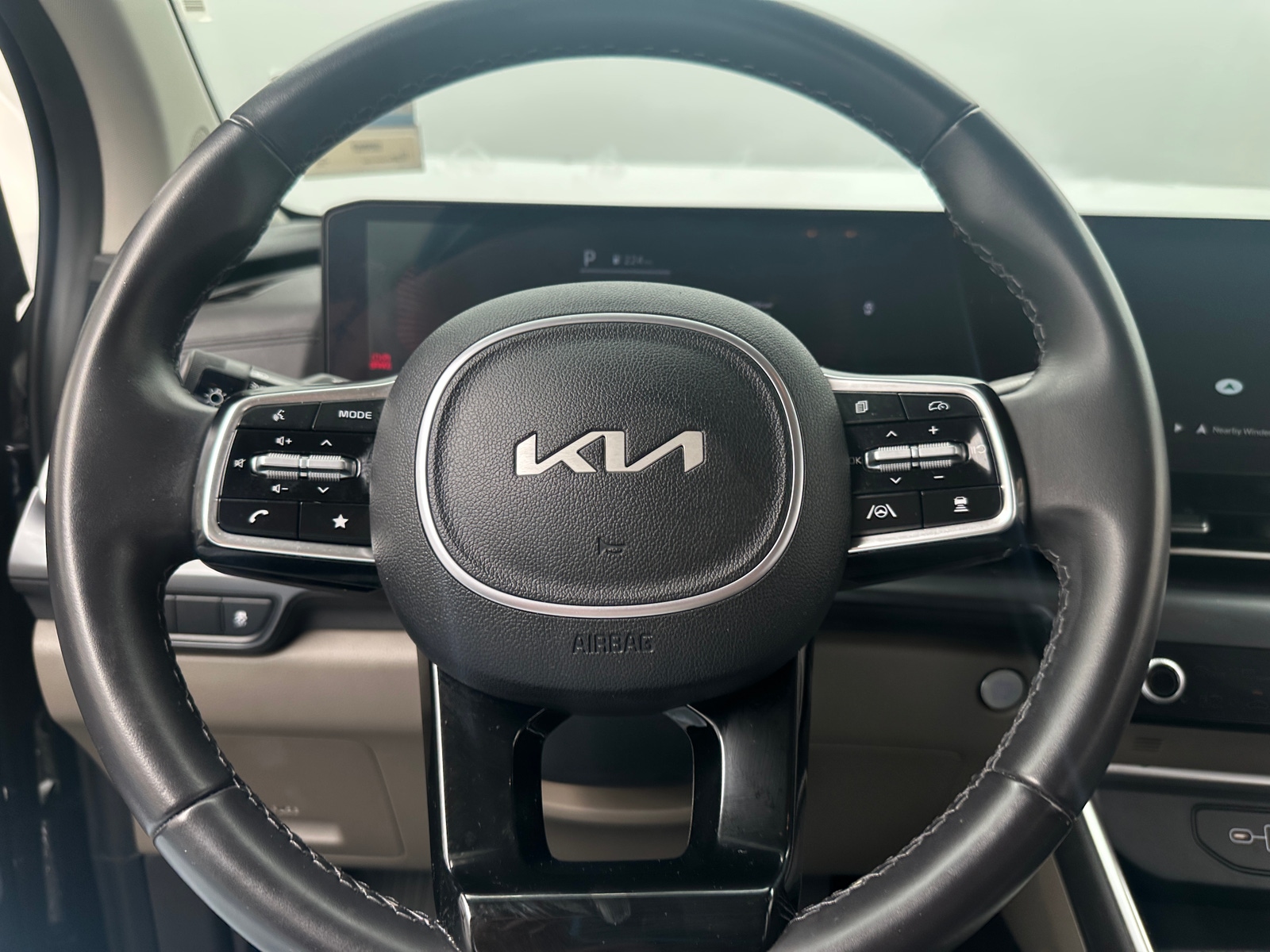 Thumbnail: 2025 Kia Carnival - 4