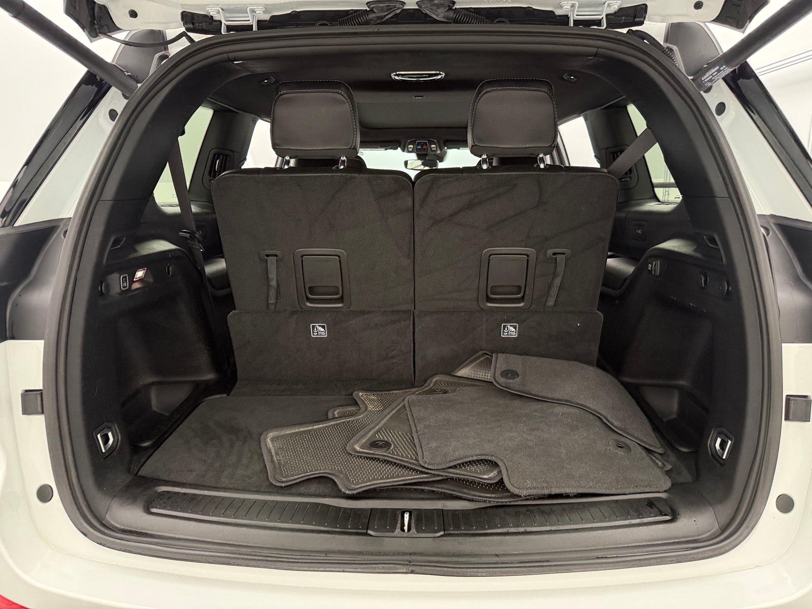 Thumbnail: 2024 Jeep Grand Cherokee L - 6