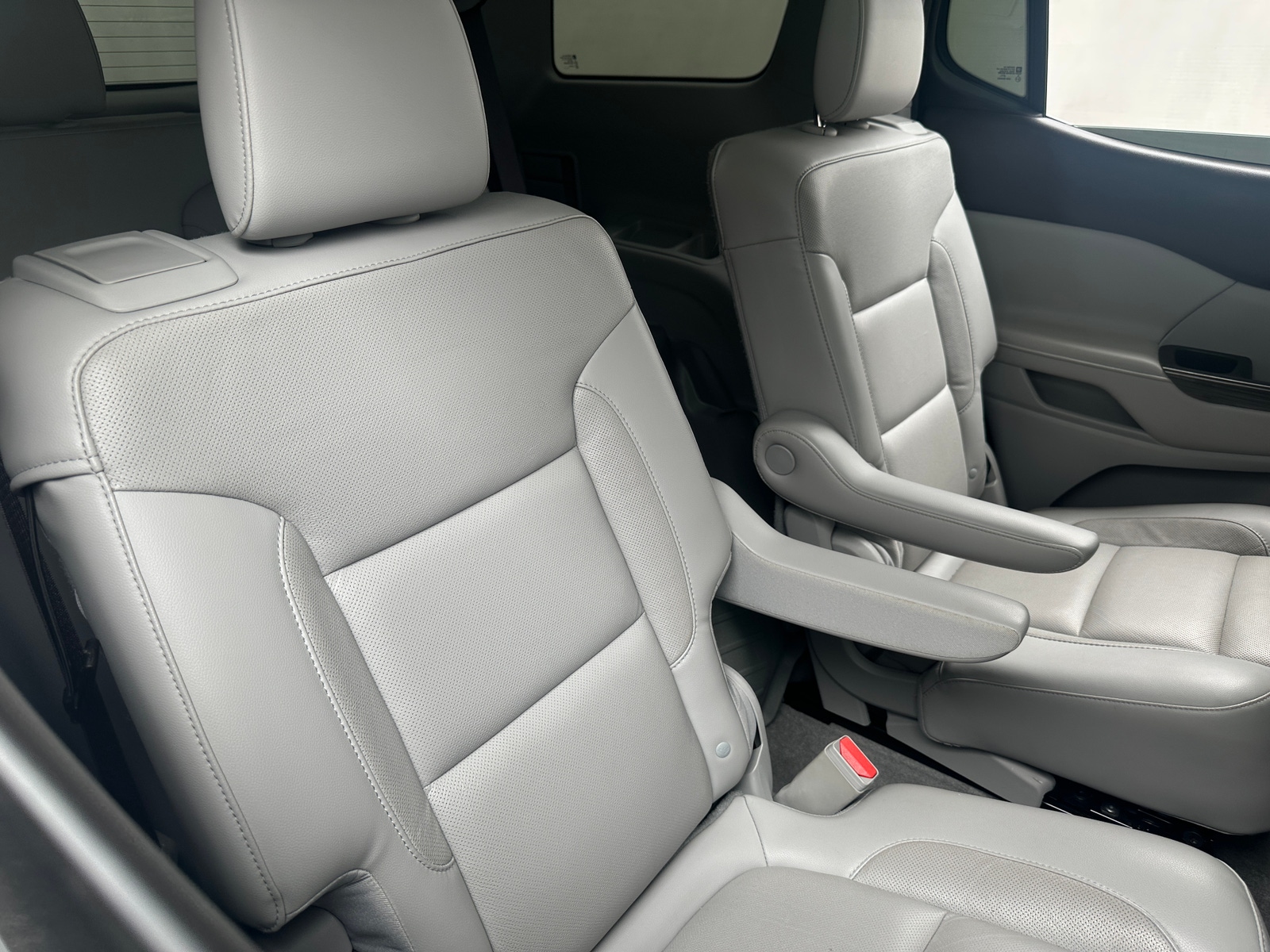 Thumbnail: 2017 GMC Acadia - 5