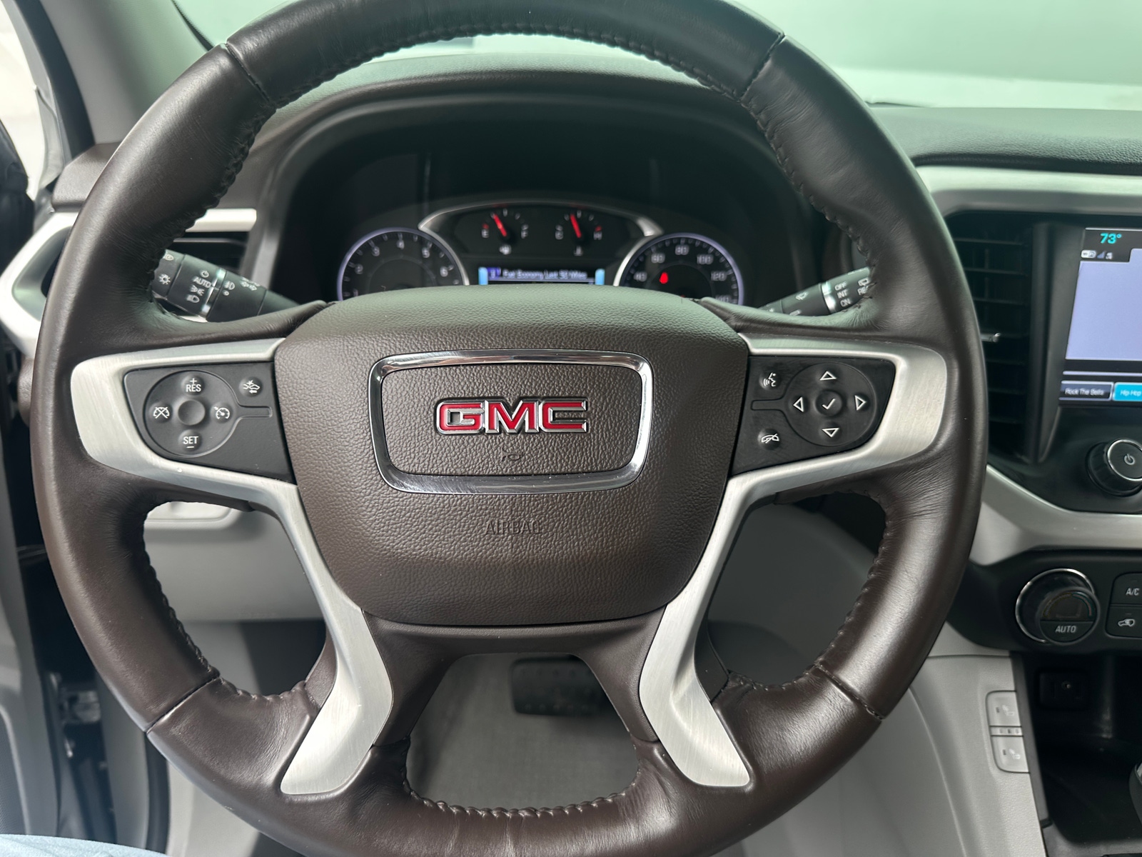 Thumbnail: 2017 GMC Acadia - 4