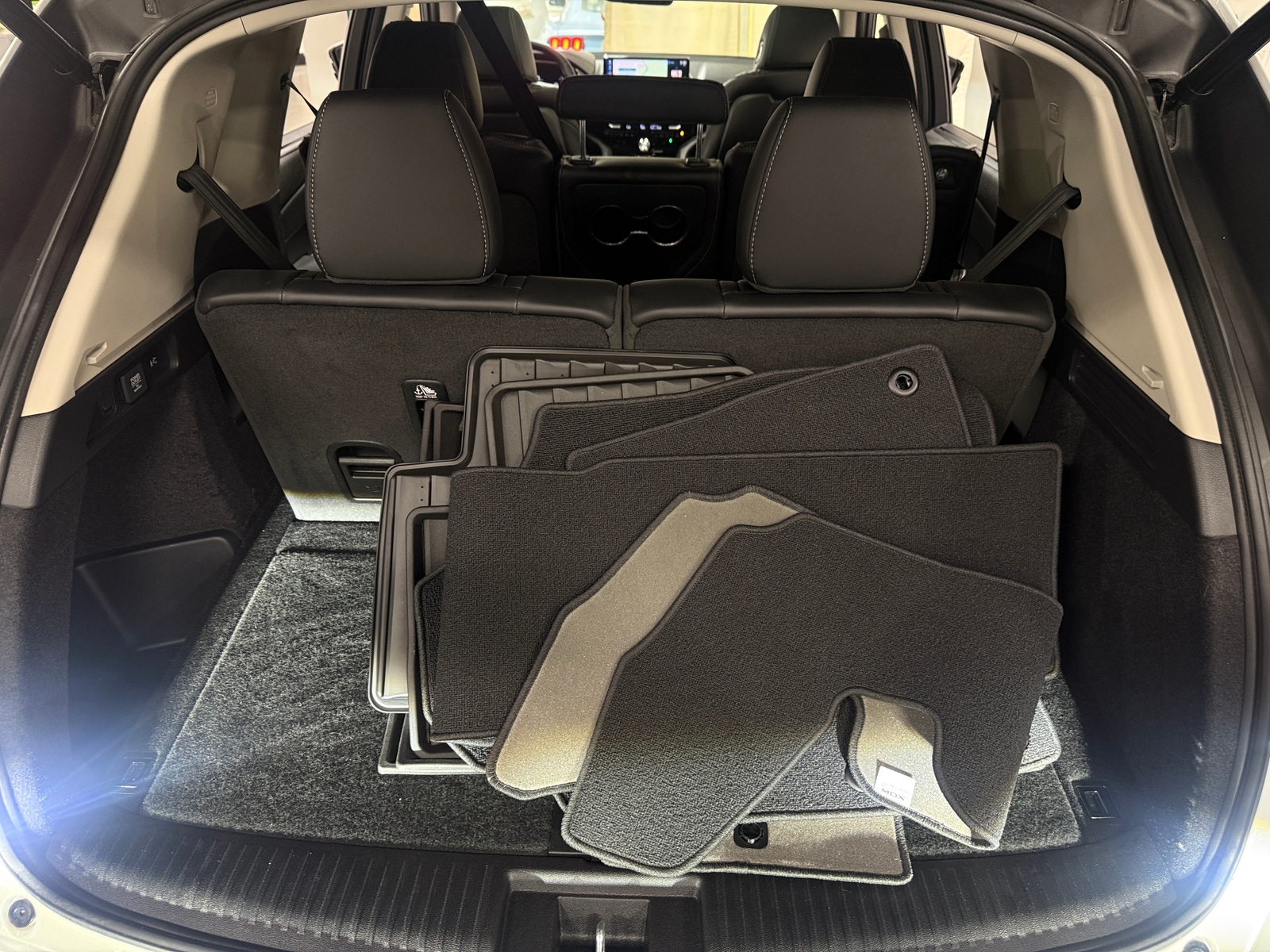 Thumbnail: 2026 Acura MDX - 6