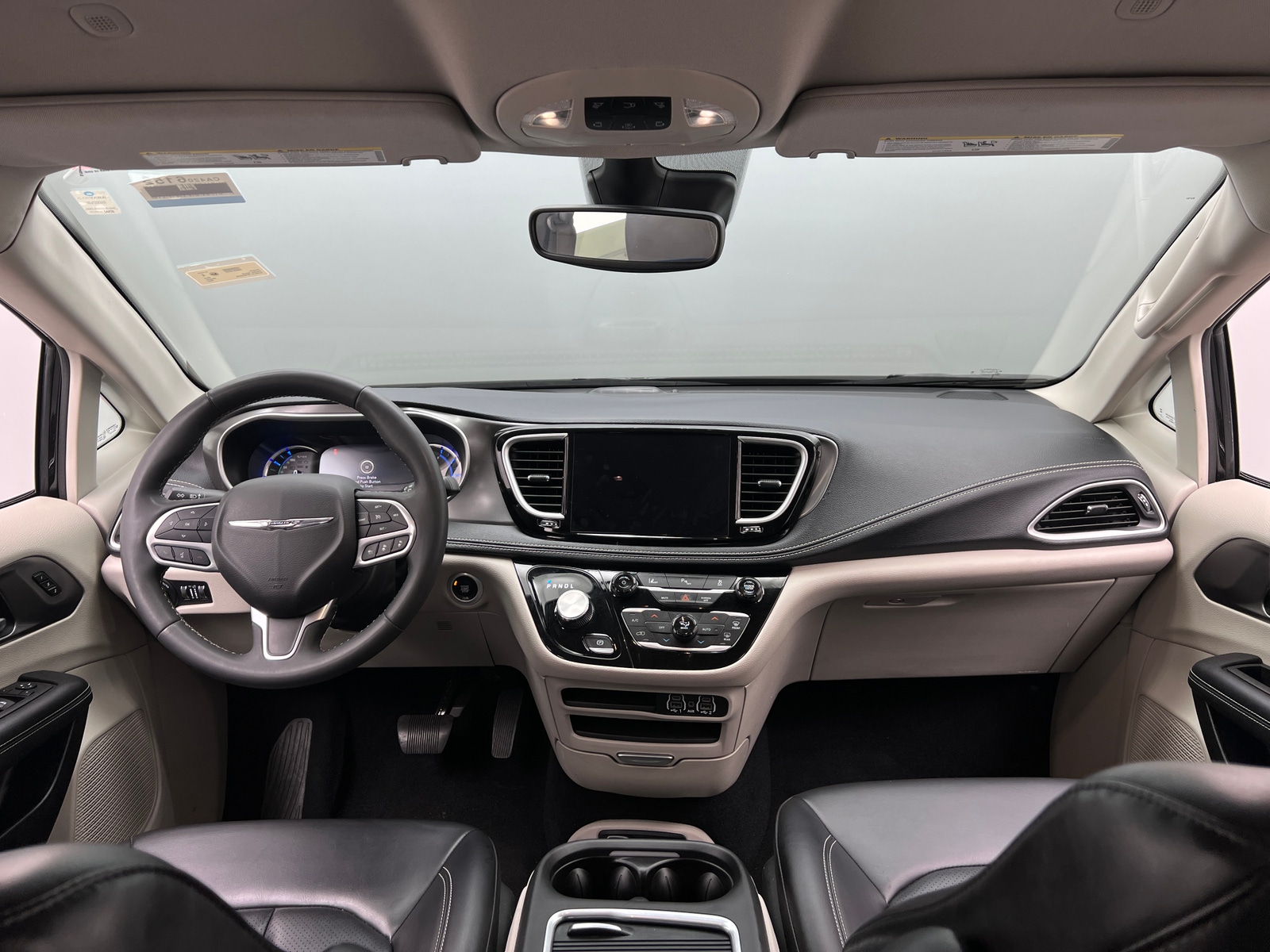 Thumbnail: 2023 Chrysler Pacifica - 2