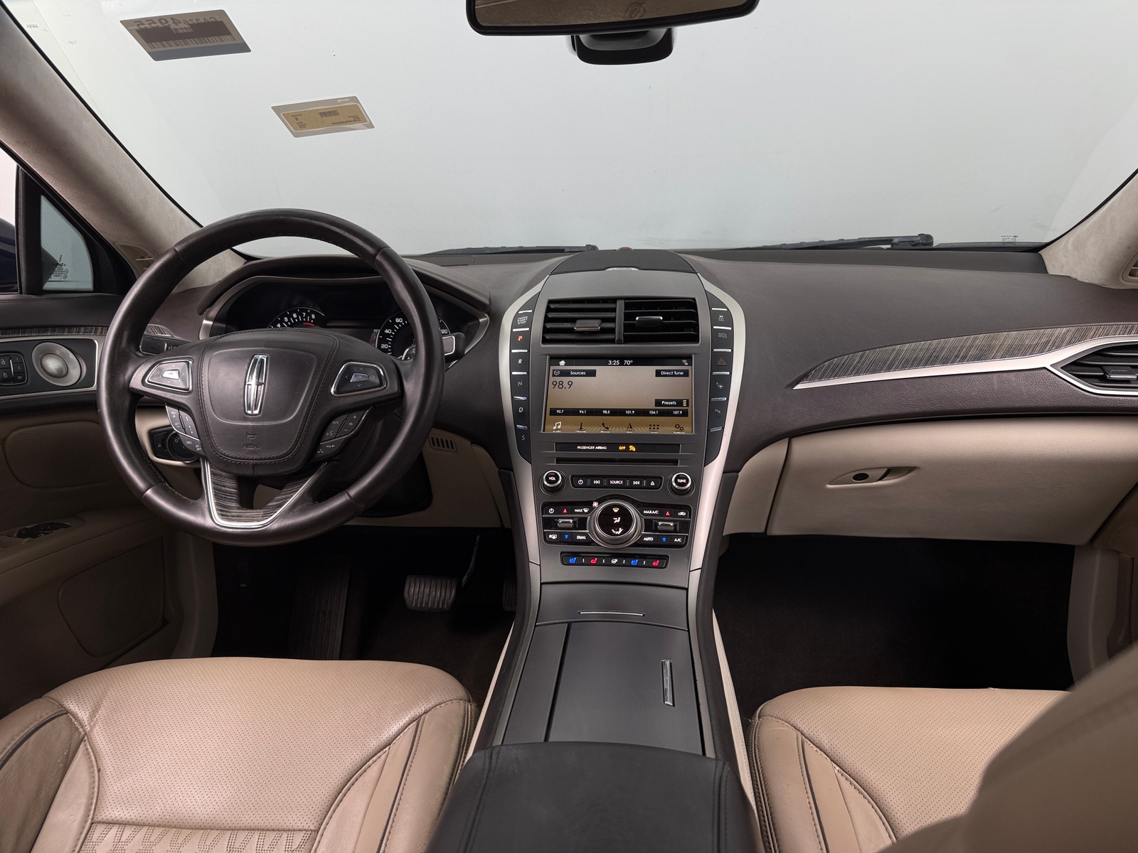 Thumbnail: 2018 Lincoln MKZ - 2