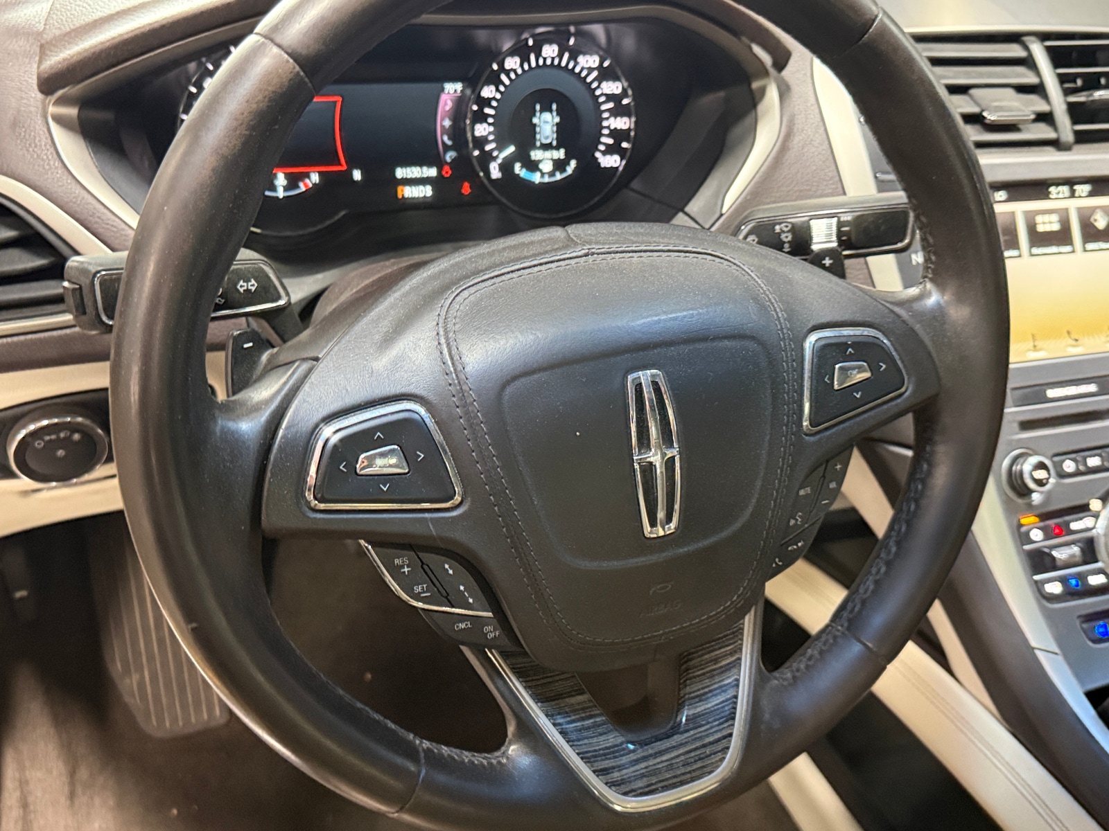 Thumbnail: 2018 Lincoln MKZ - 4