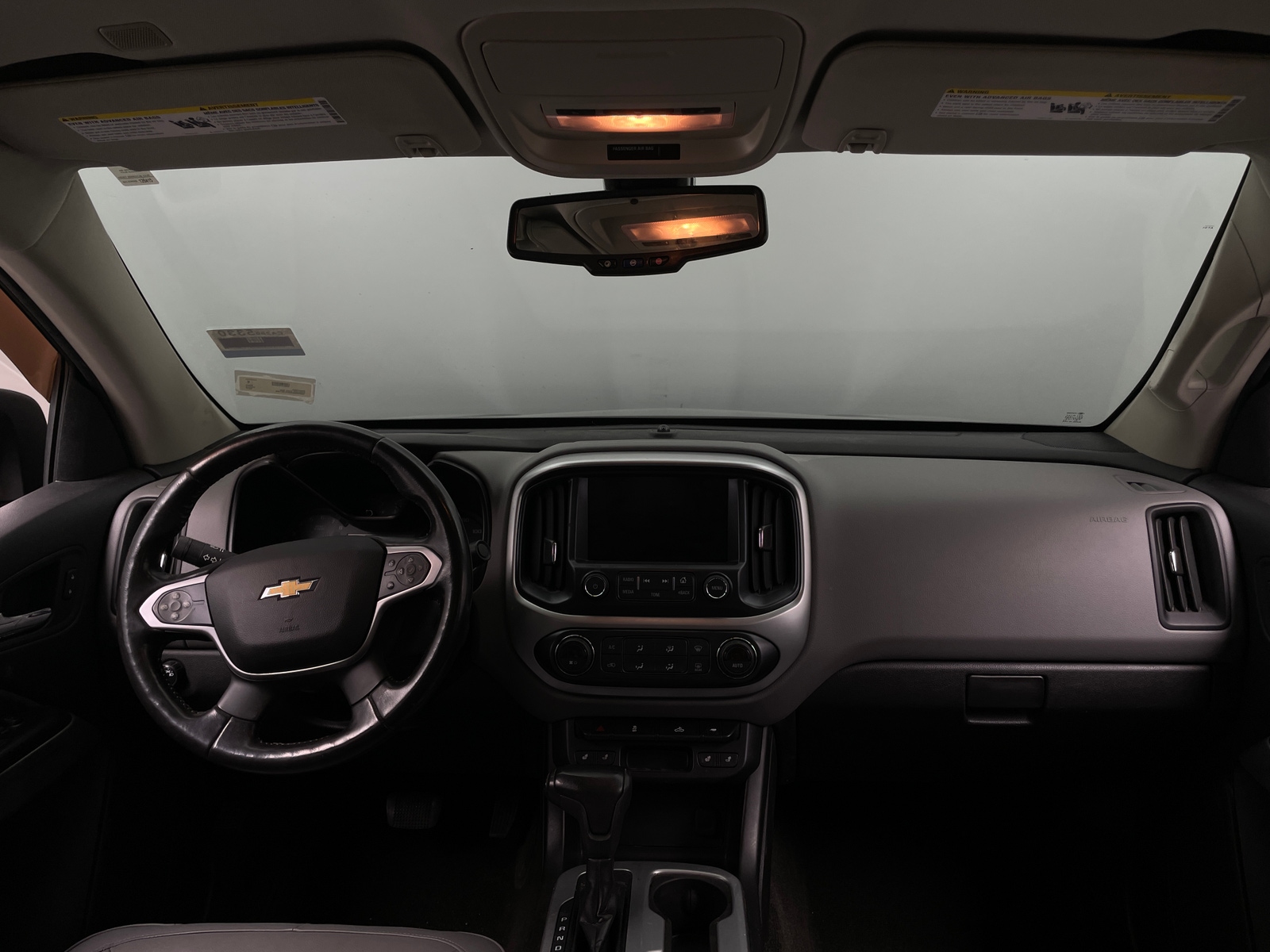 Thumbnail: 2017 Chevrolet Colorado - 3