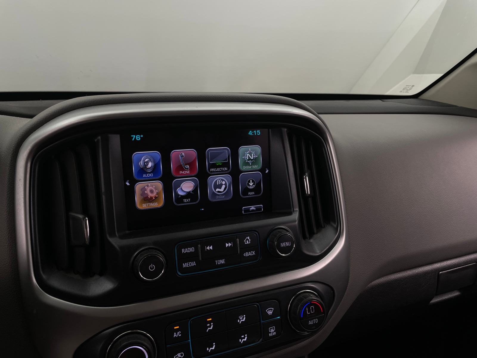 Thumbnail: 2017 Chevrolet Colorado - 4