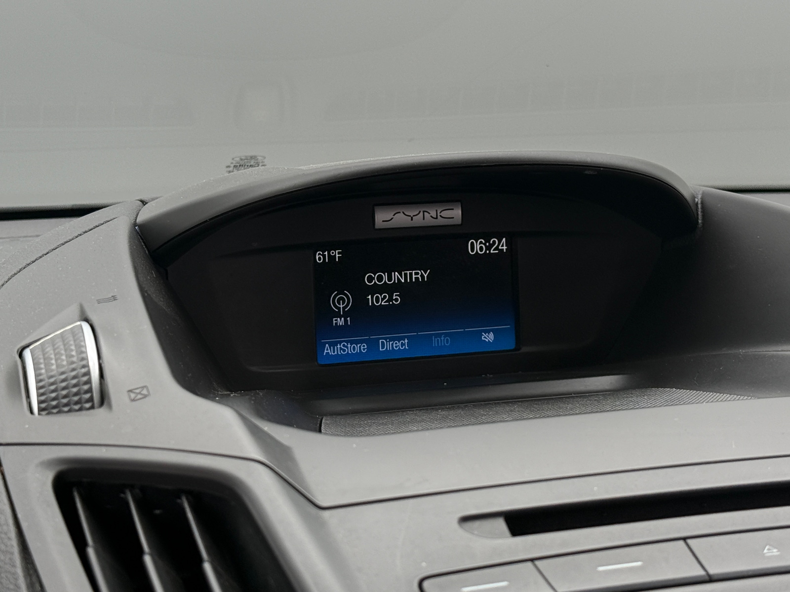 Thumbnail: 2017 Ford Escape - 4