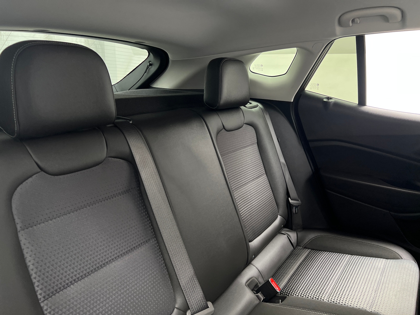 Thumbnail: 2025 Chevrolet Trax - 6