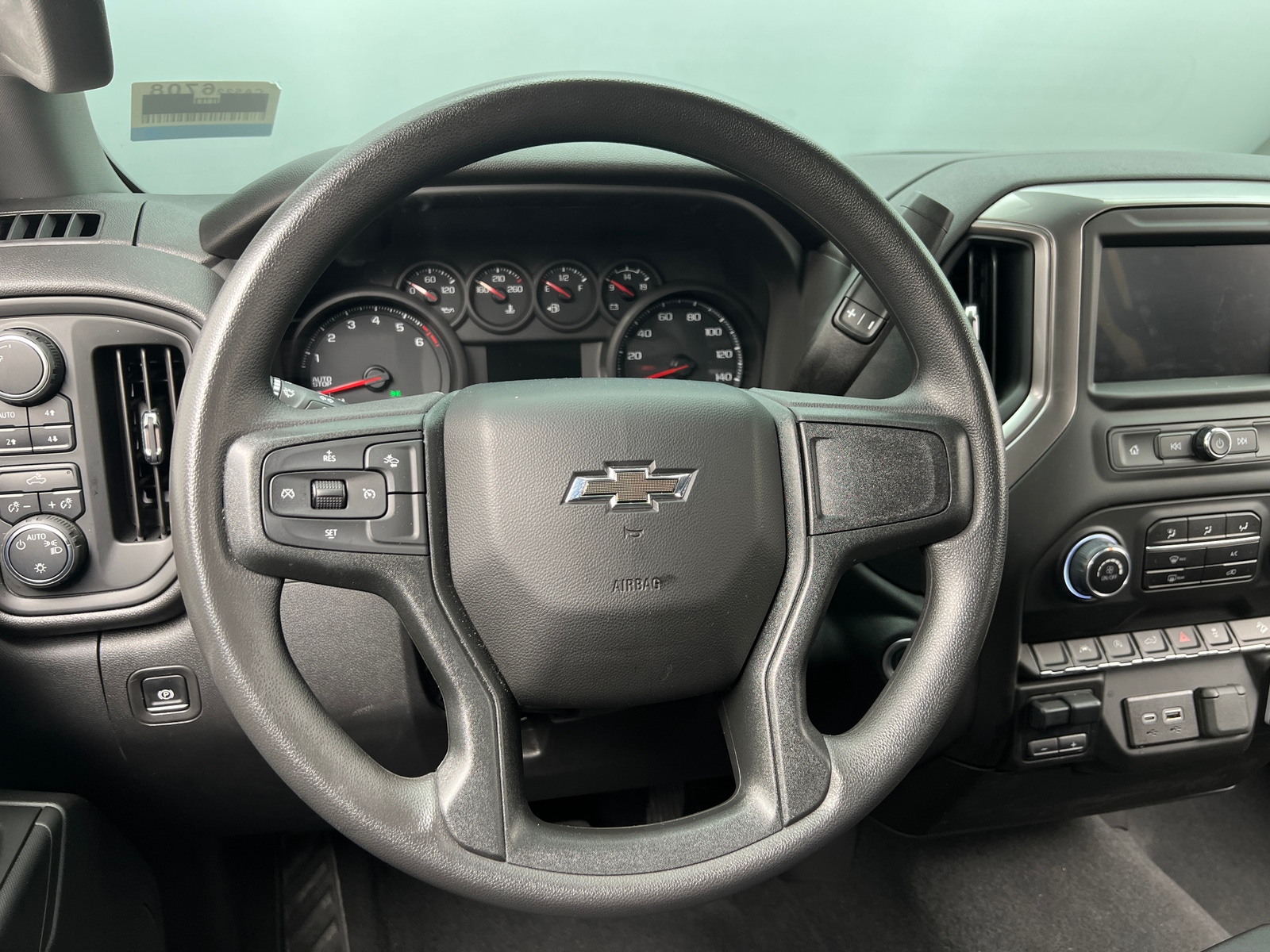 Thumbnail: 2025 Chevrolet Silverado 1500 - 5