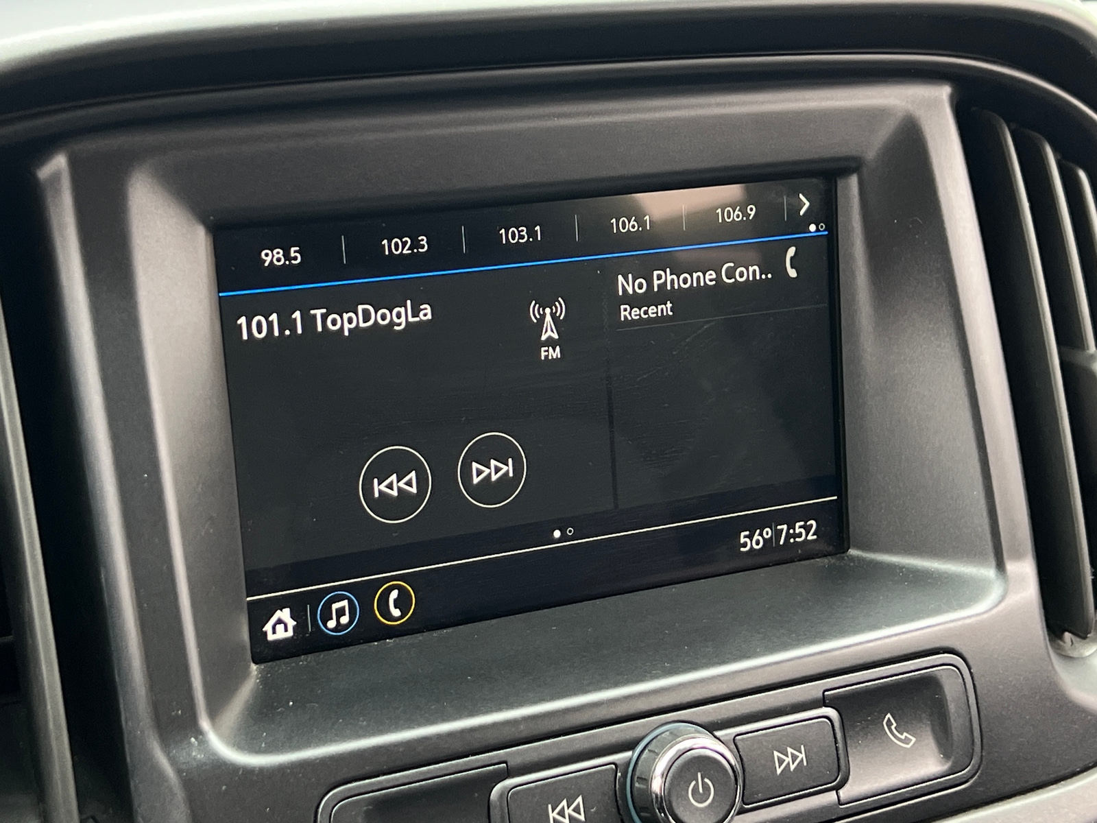 Thumbnail: 2019 Chevrolet Colorado - 4
