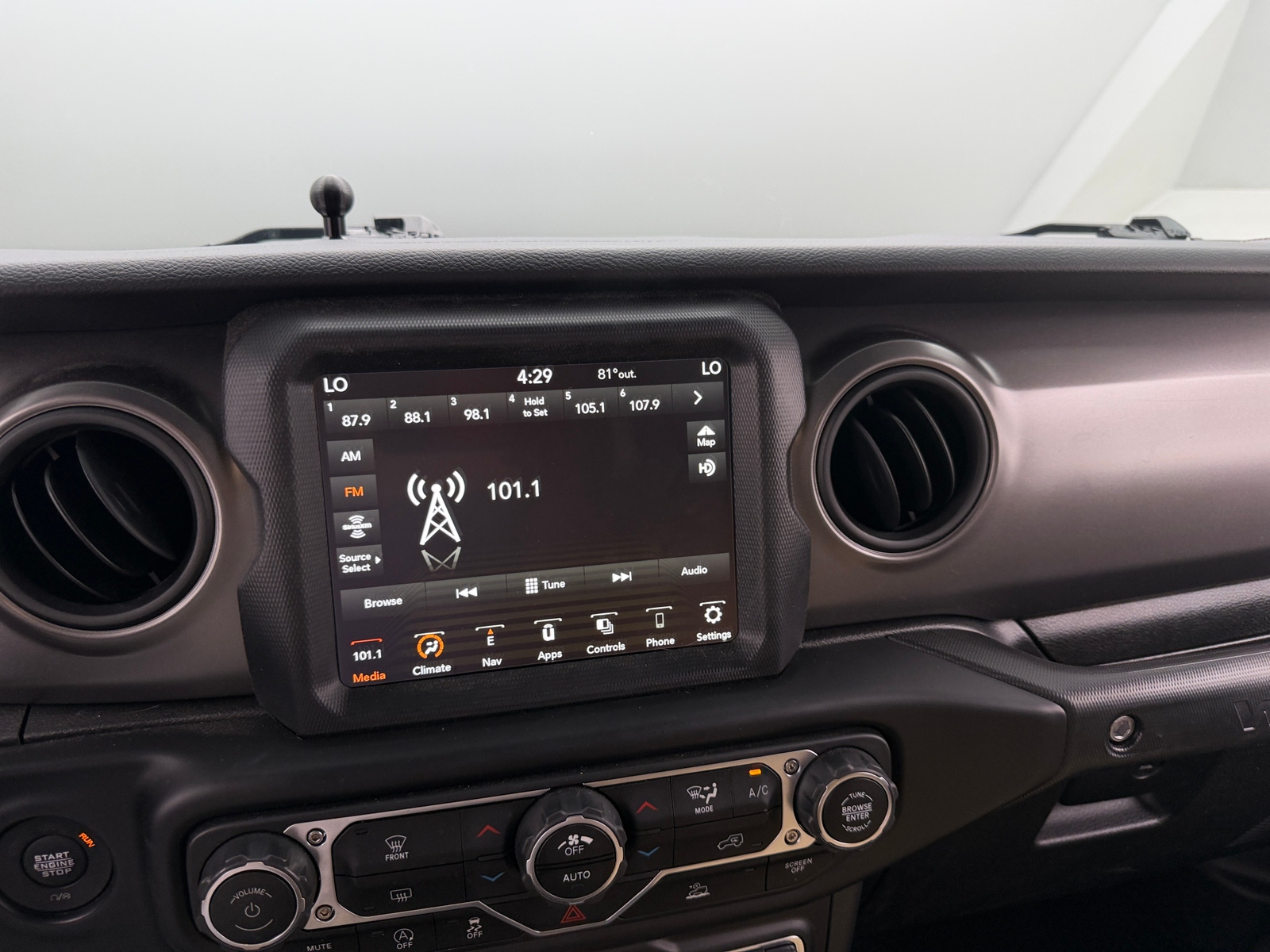 Thumbnail: 2023 Jeep Wrangler - 4