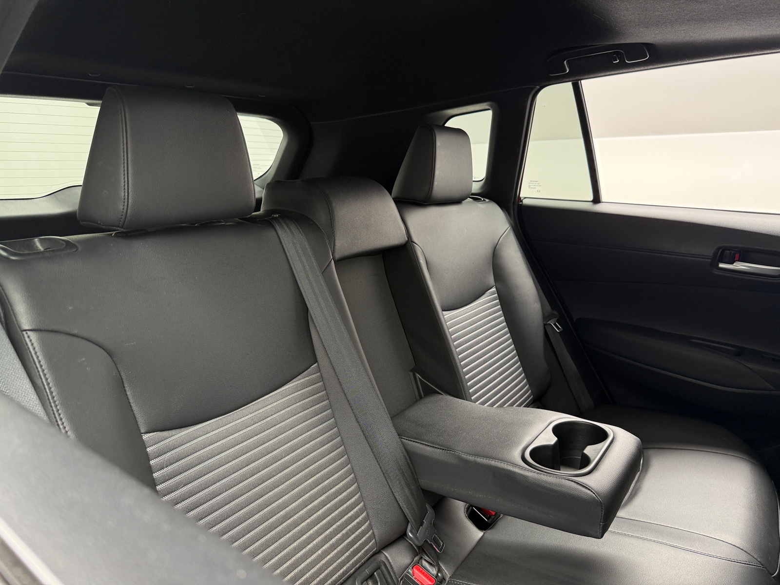 Thumbnail: 2024 Toyota Corolla Cross - 5