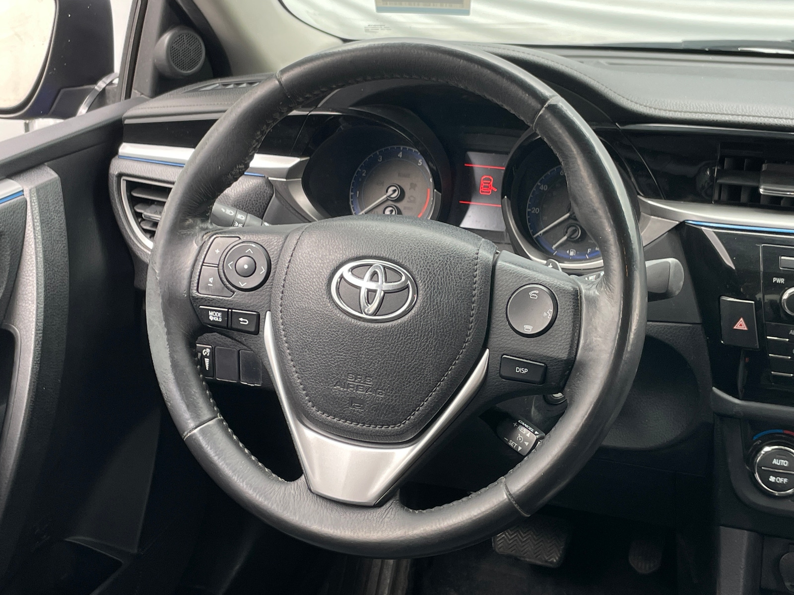 Thumbnail: 2016 Toyota Corolla - 5
