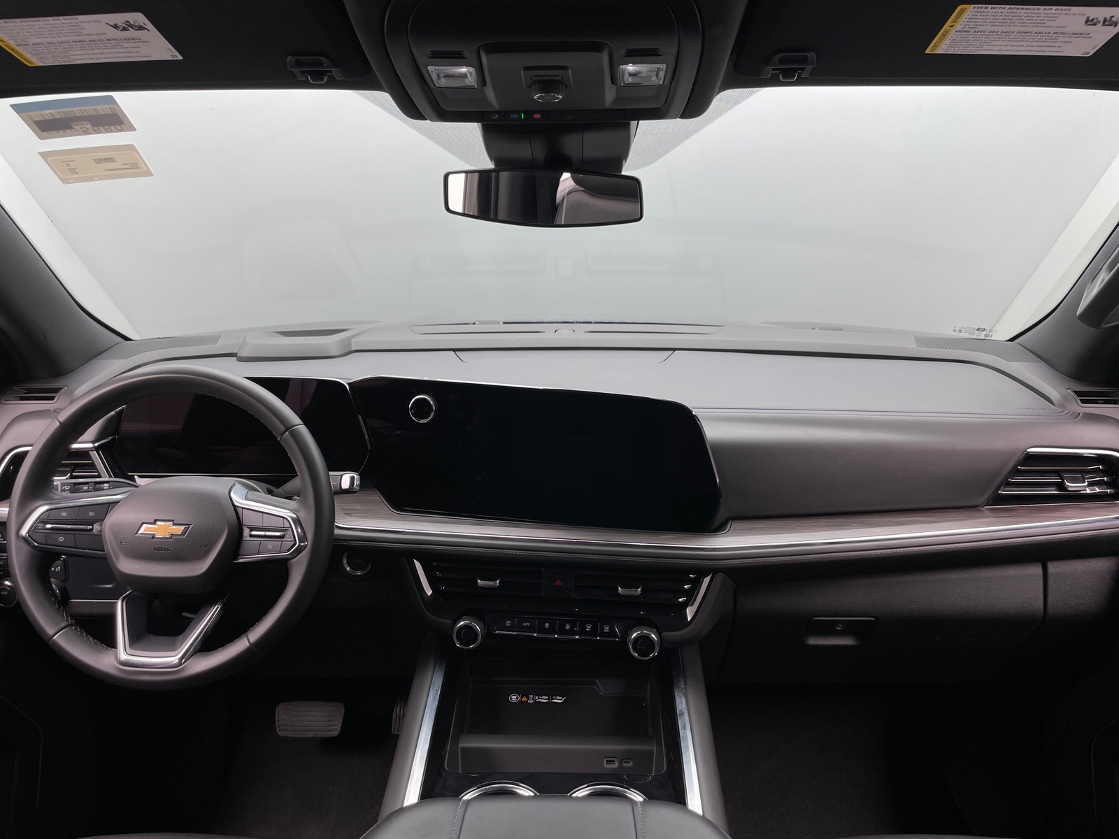 Thumbnail: 2025 Chevrolet Tahoe - 2