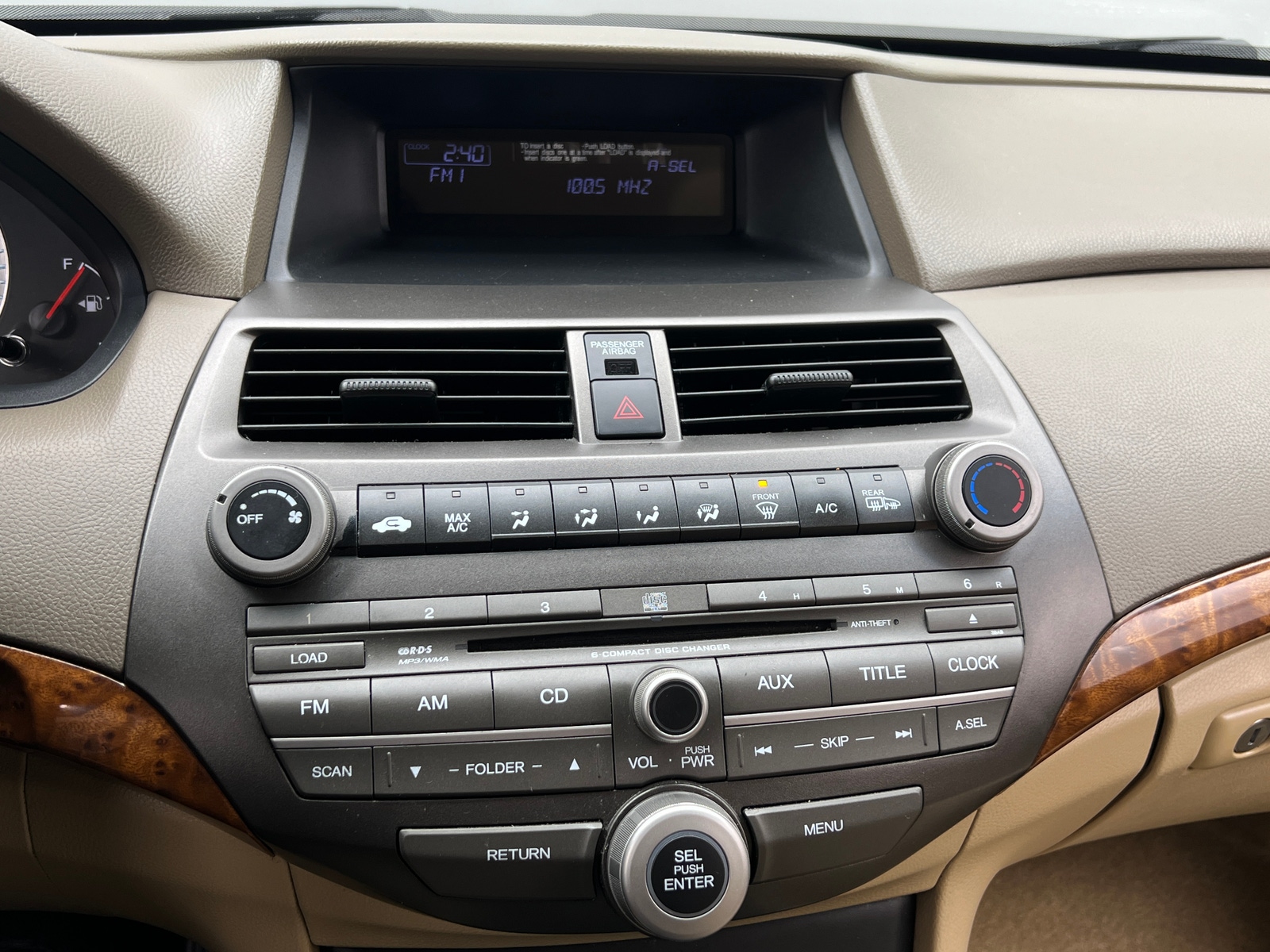 Thumbnail: 2010 Honda Accord - 4