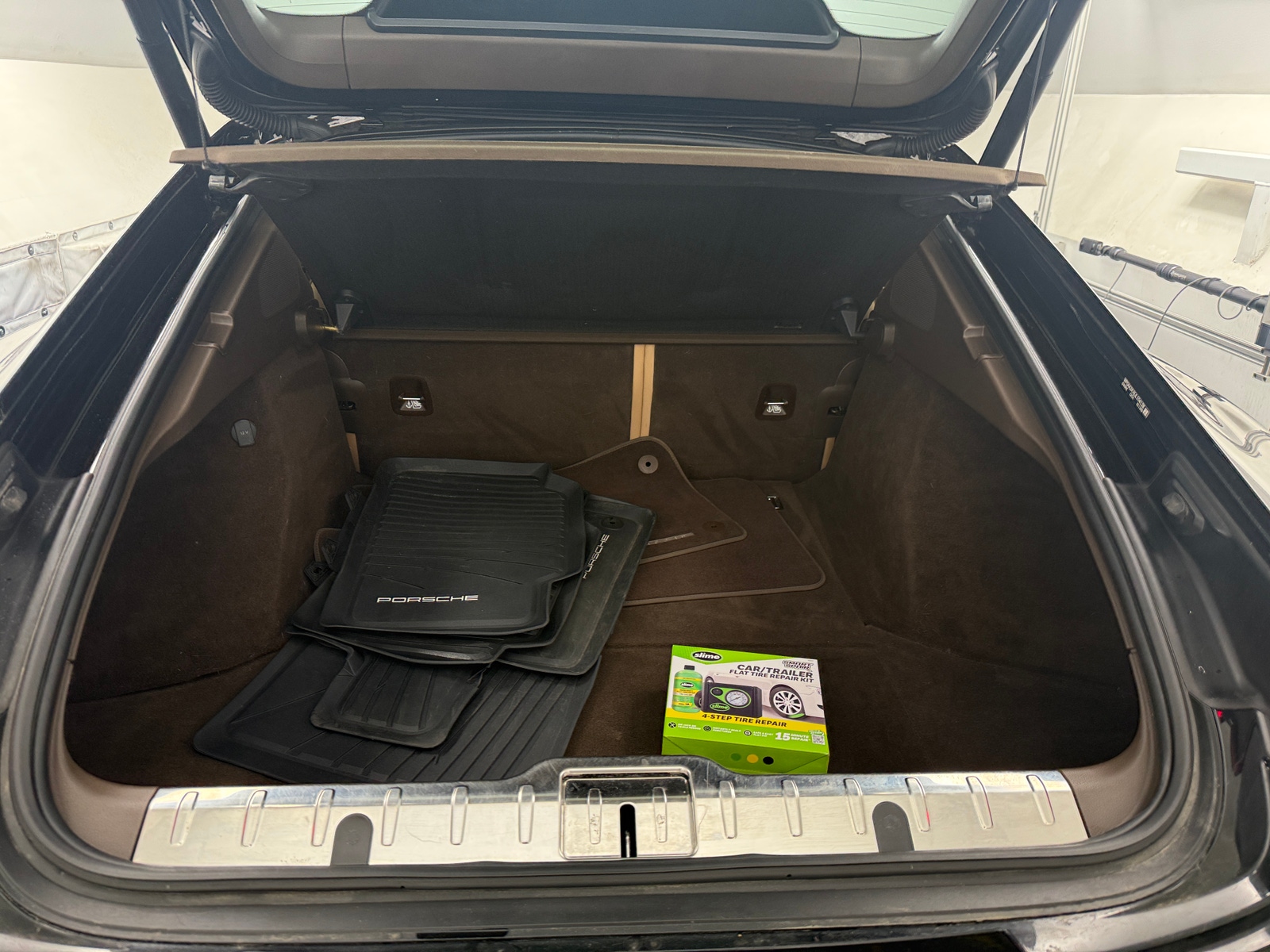 Thumbnail: 2018 Porsche Panamera - 6