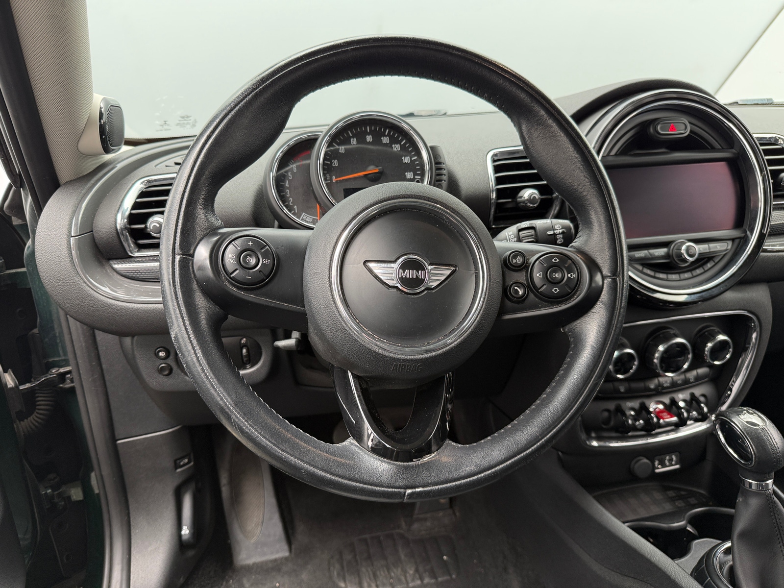 Thumbnail: 2016 MINI Cooper Clubman - 4