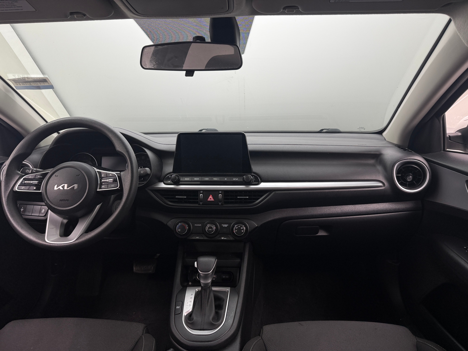 Thumbnail: 2023 Kia Forte - 3