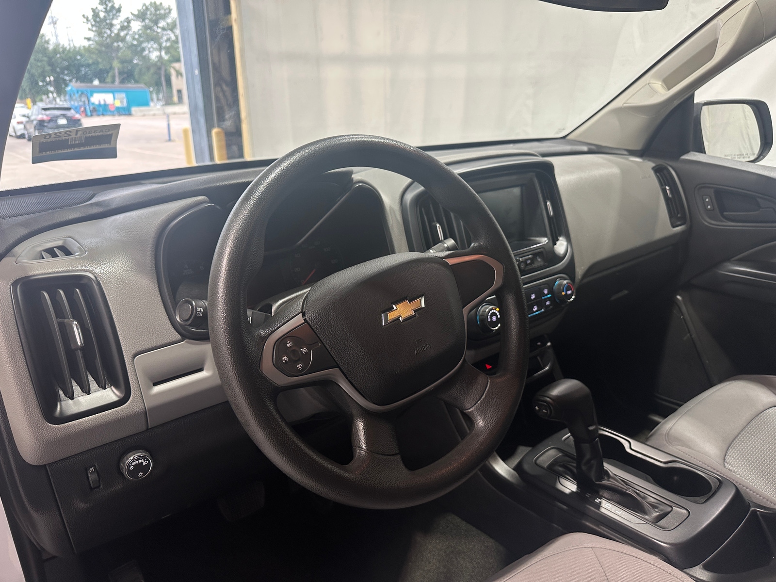 Thumbnail: 2018 Chevrolet Colorado - 3