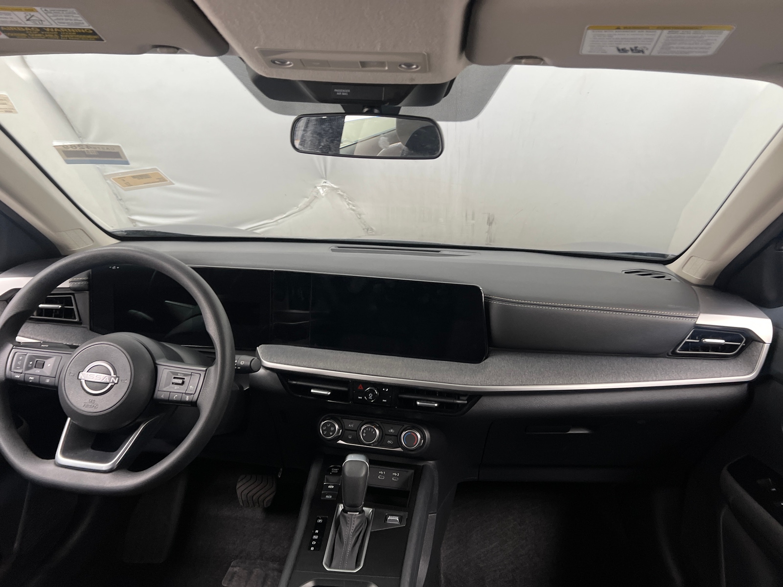 Thumbnail: 2025 Nissan Kicks - 3