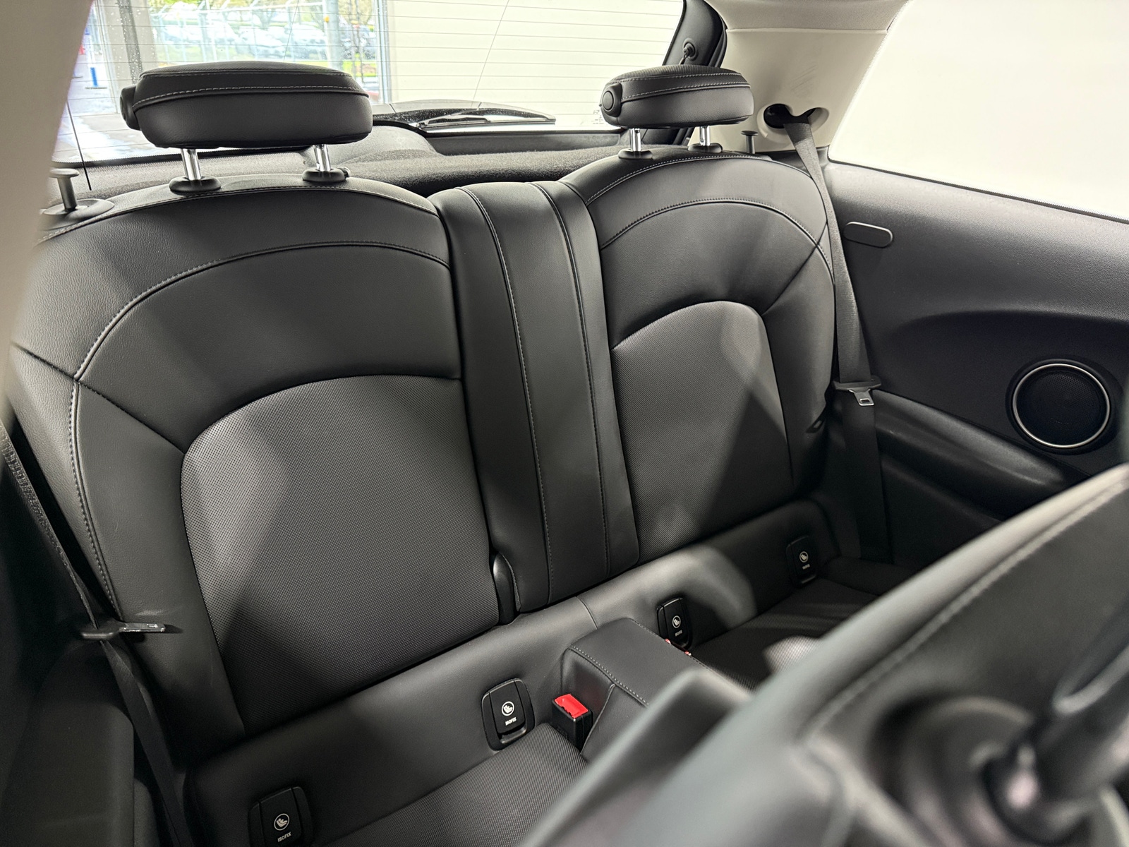 Thumbnail: 2015 MINI Cooper Hardtop - 5